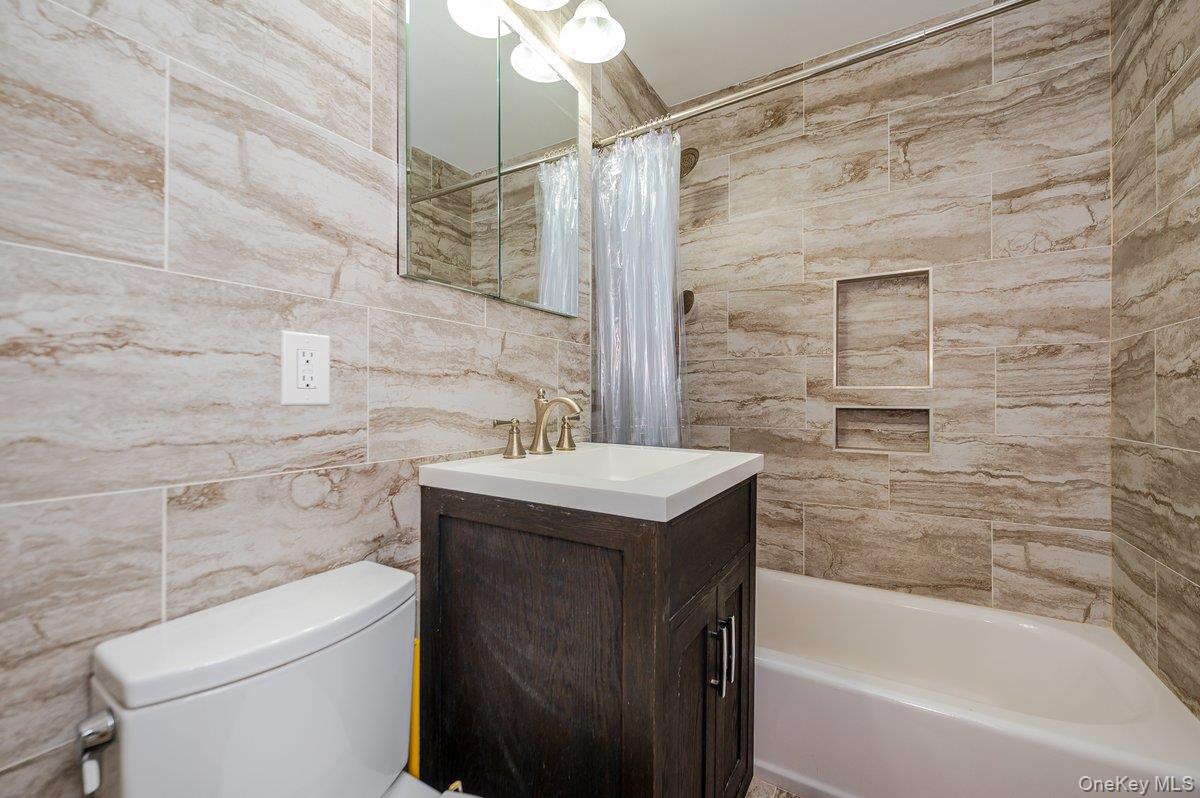 #10 photo, 370 W Broadway, ナッソー郡 Long Beach , NY 11561