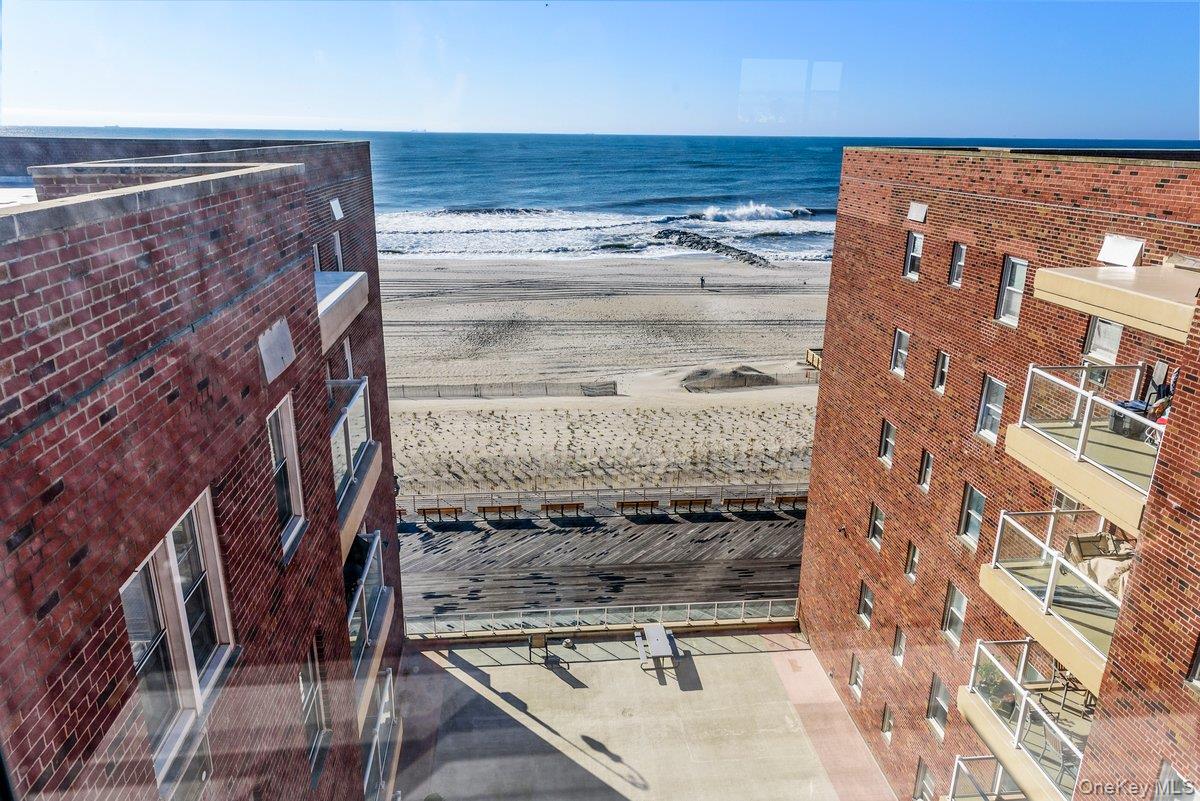 #11 photo, 370 W Broadway, ナッソー郡 Long Beach , NY 11561