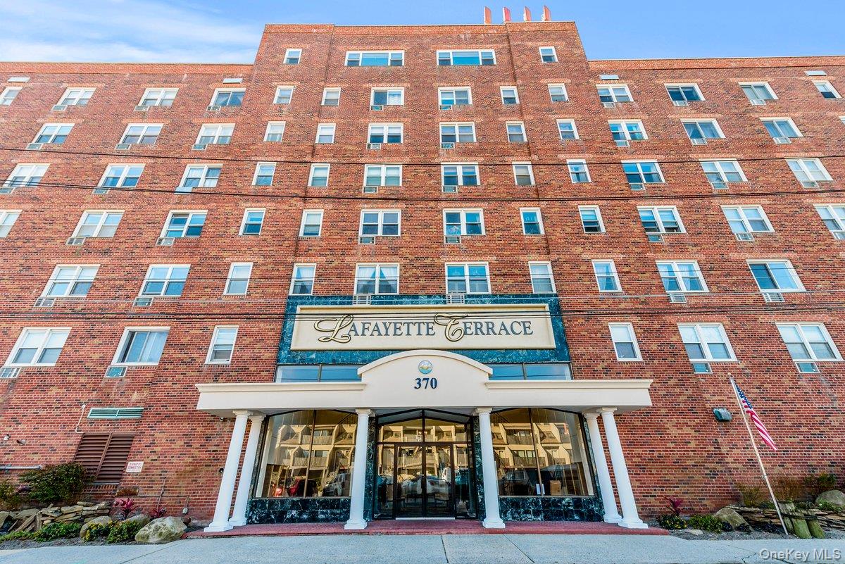 #17 photo, 370 W Broadway, ナッソー郡 Long Beach , NY 11561