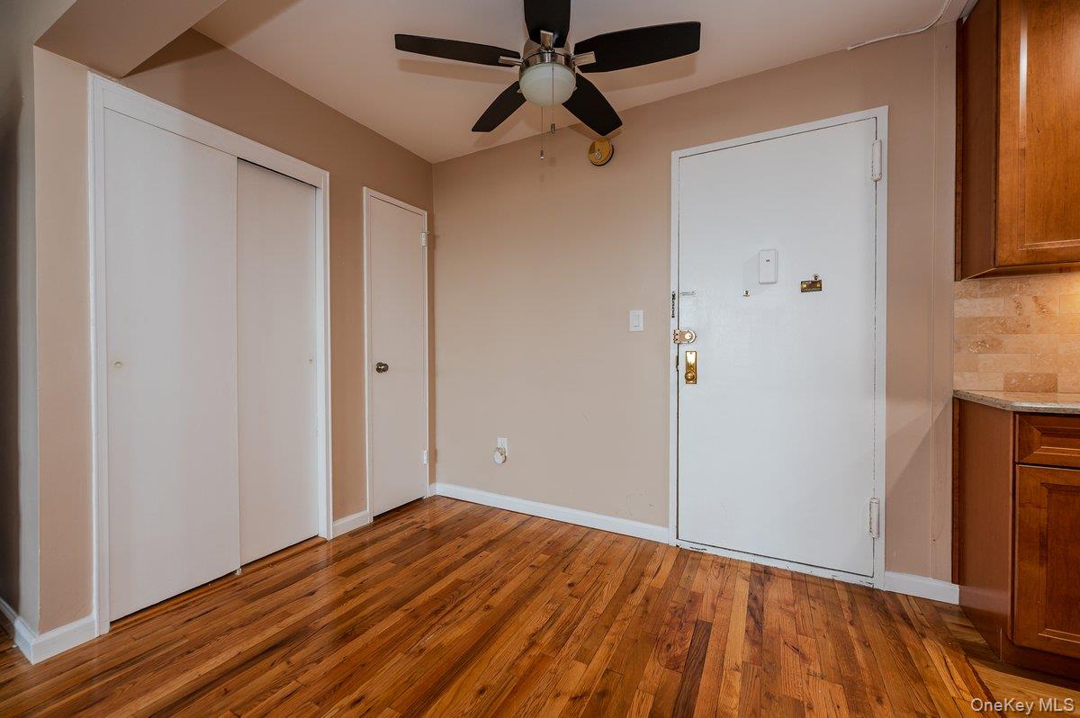 #4 photo, 370 W Broadway, ナッソー郡 Long Beach , NY 11561