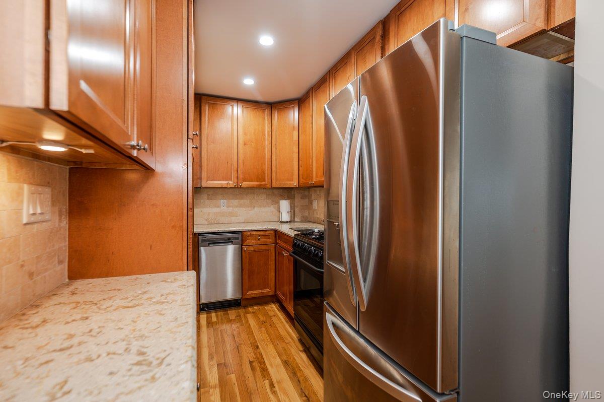 #7 photo, 370 W Broadway, ナッソー郡 Long Beach , NY 11561