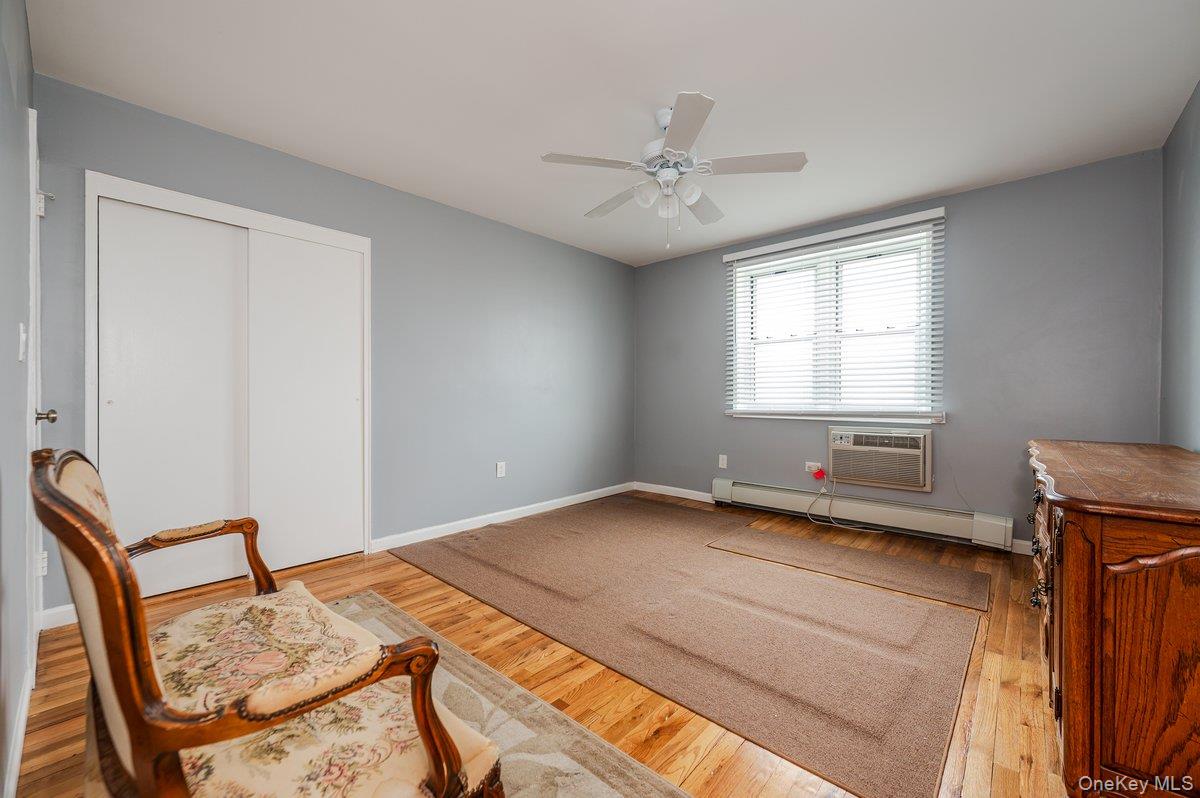 #9 photo, 370 W Broadway, ナッソー郡 Long Beach , NY 11561