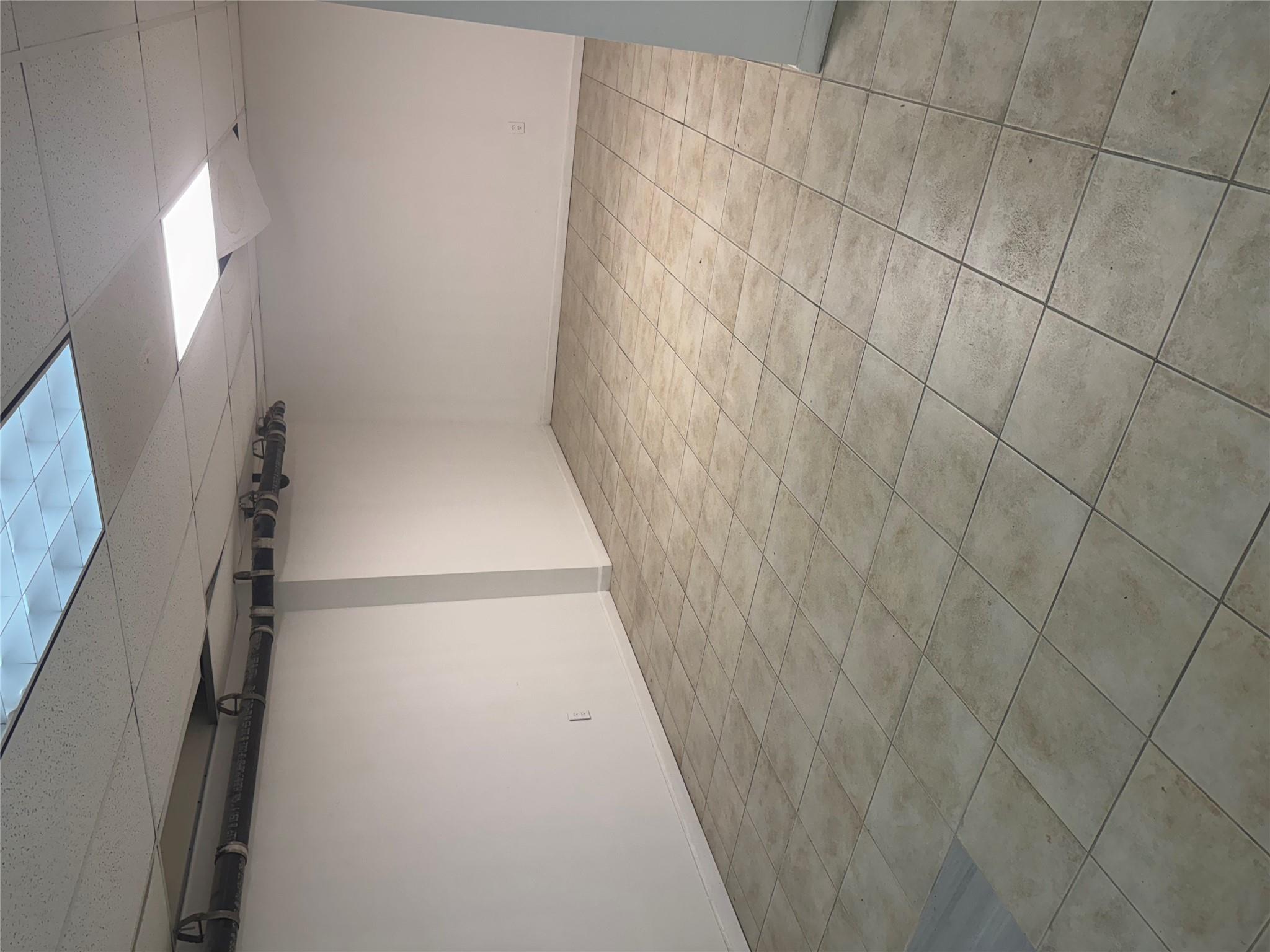 #3 photo, 3152 Steinway Street, クイーンズ区 Astoria , NY 11103