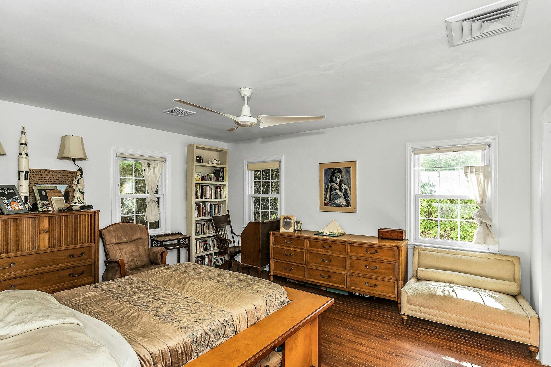 #13 photo, 140 Mitchell Avenue, ナッソー郡 Long Beach , NY 11561