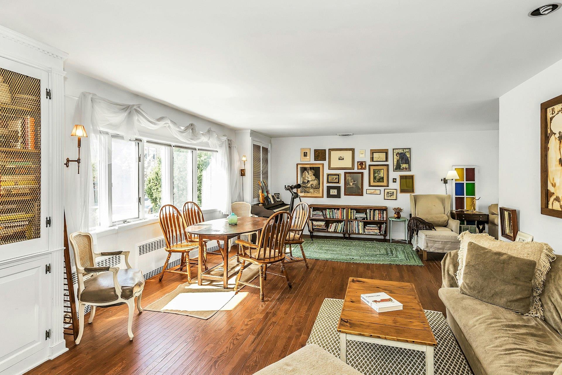 #5 photo, 140 Mitchell Avenue, ナッソー郡 Long Beach , NY 11561