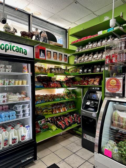 #4 photo, 92-19 Roosevelt Avenue, クイーンズ区 Jackson Heights , NY 11372