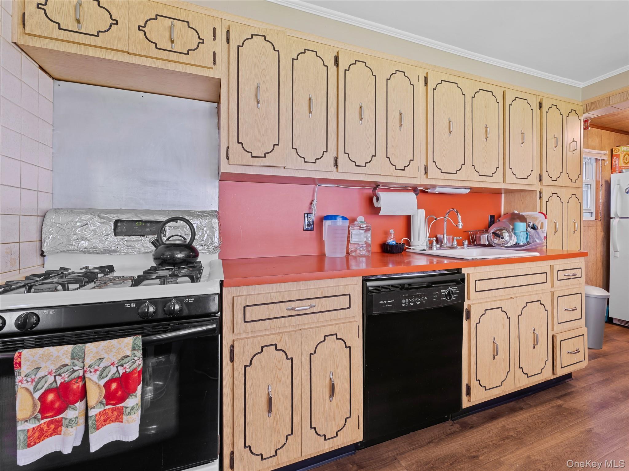 #16 photo, 8 Savoy Avenue, ナッソー郡 Elmont , NY 11003