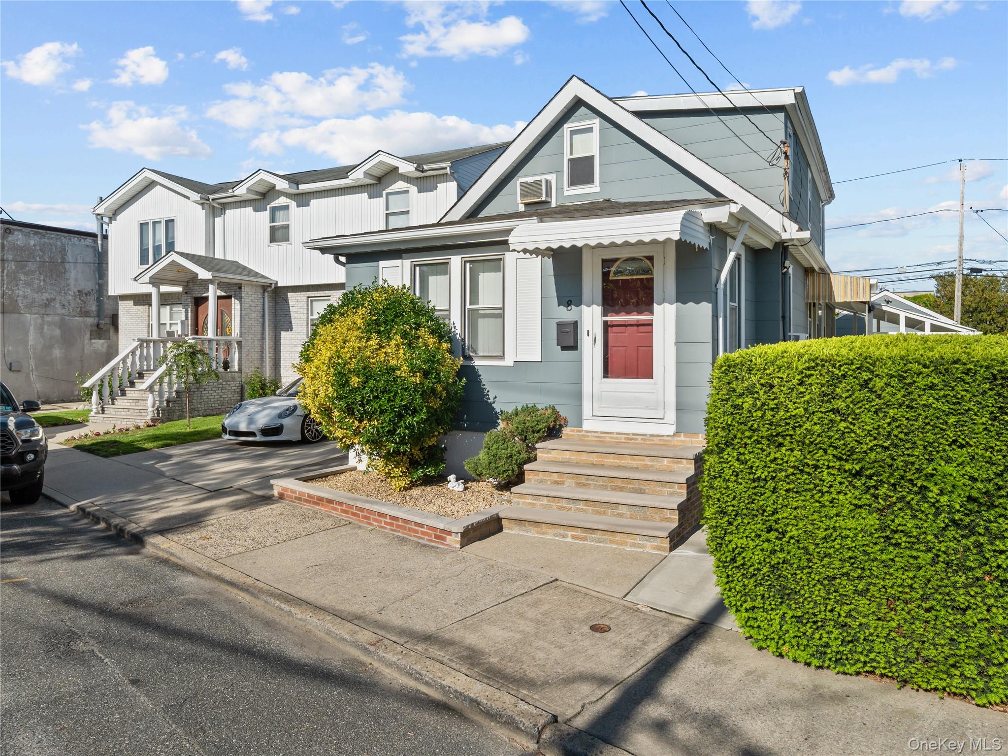 #4 photo, 8 Savoy Avenue, ナッソー郡 Elmont , NY 11003