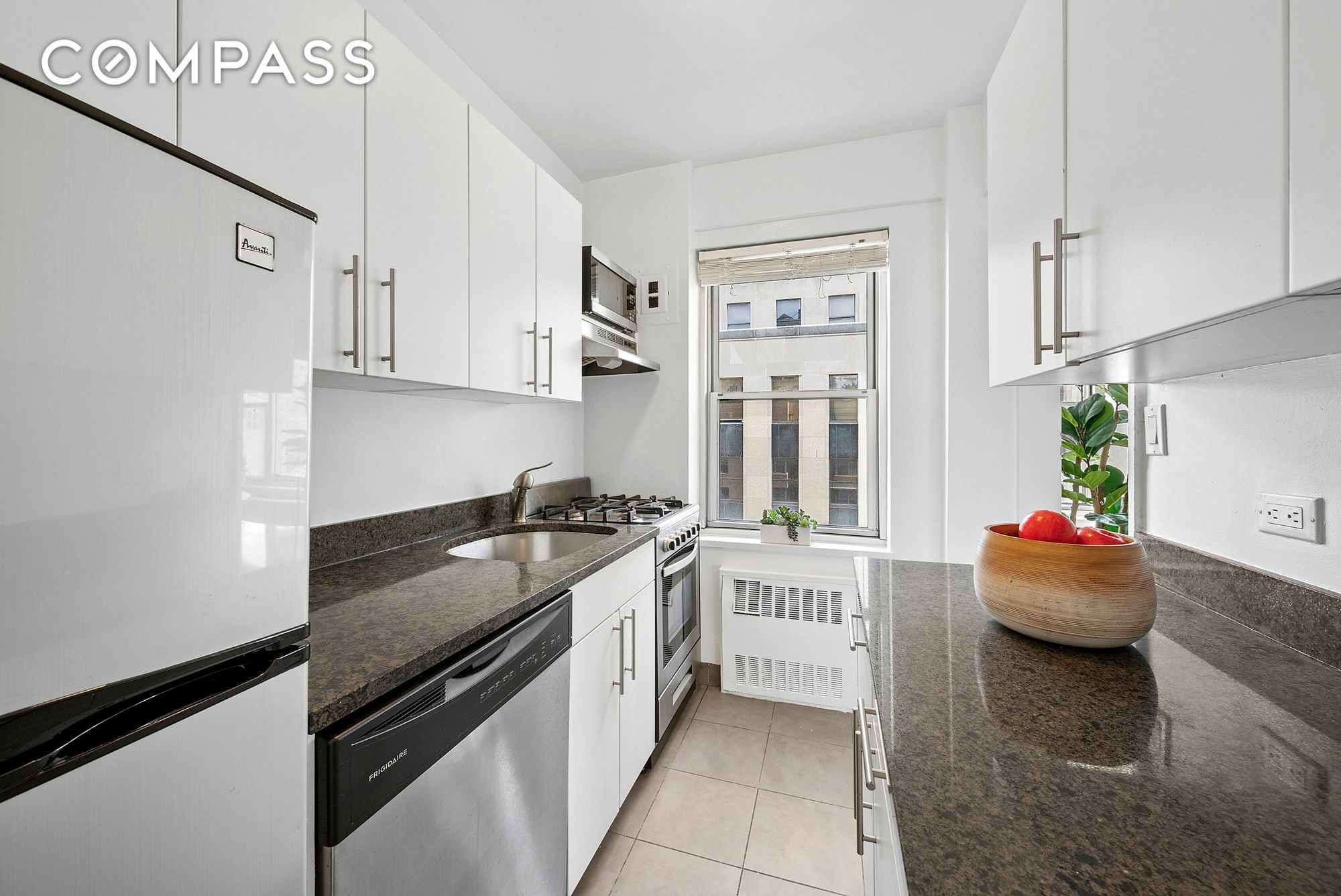 #4 photo, 7 Lexington Avenue, マンハッタン Gramercy , NY 10010