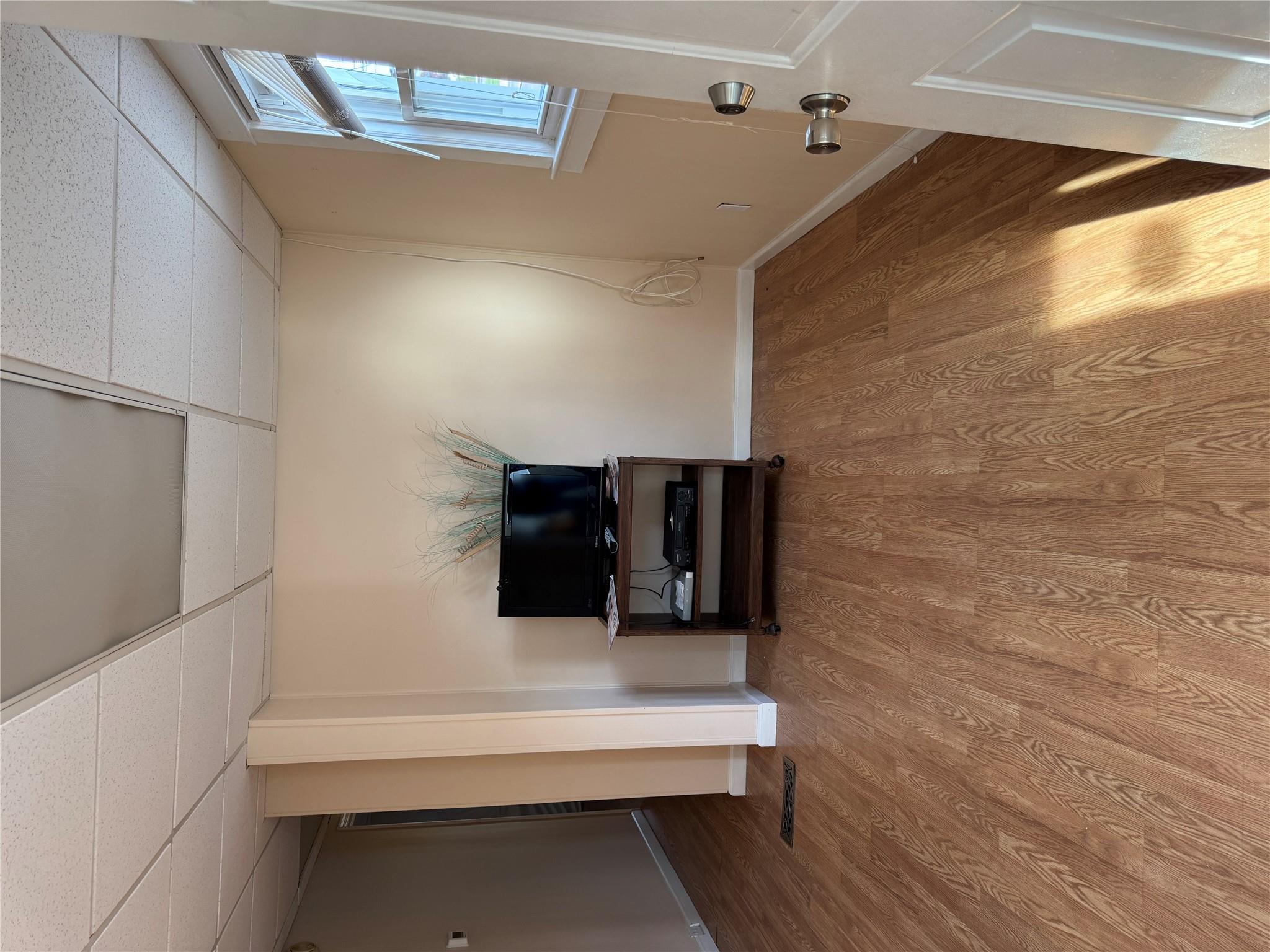 #19 photo, 90 Medford Avenue, サフォーク郡 Patchogue , NY 11772