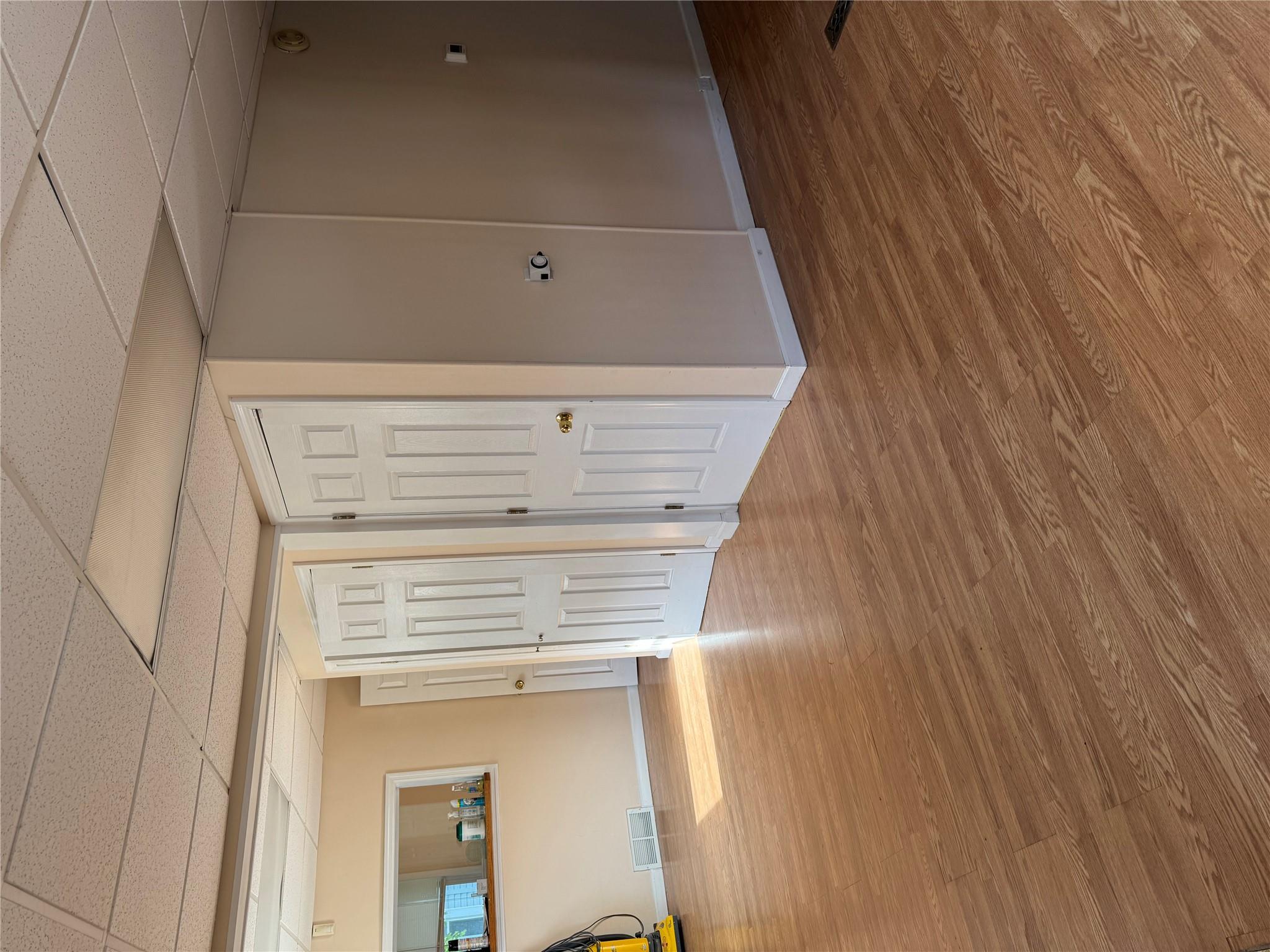 #20 photo, 90 Medford Avenue, サフォーク郡 Patchogue , NY 11772