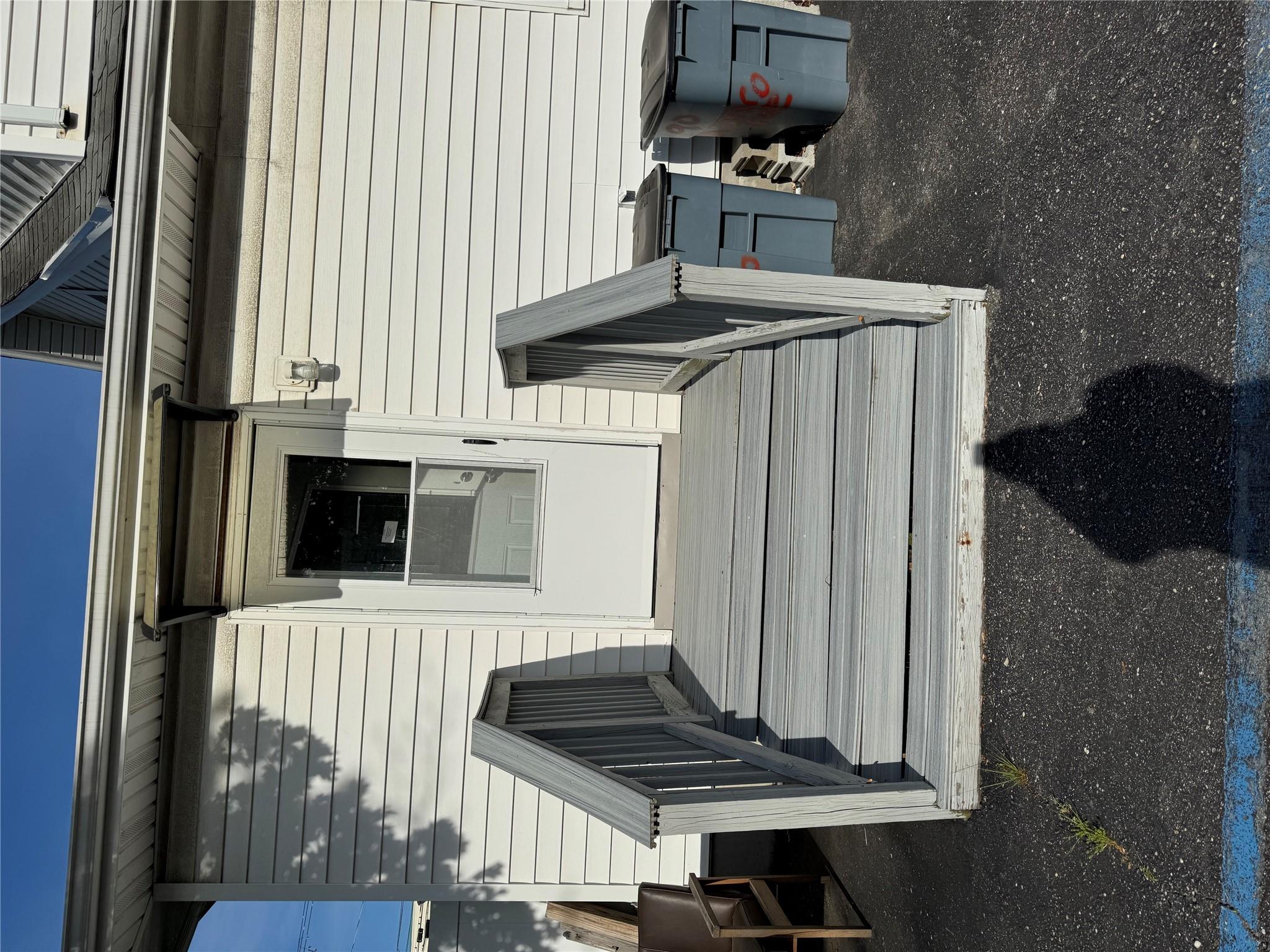 #6 photo, 90 Medford Avenue, サフォーク郡 Patchogue , NY 11772