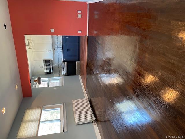 #8 photo, 73-26 260th Street, クイーンズ区 Glen Oaks , NY 11004