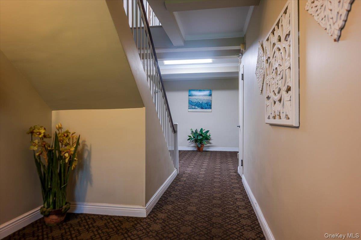 #2 photo, 1215 E Broadway, ナッソー郡 Hewlett , NY 115578