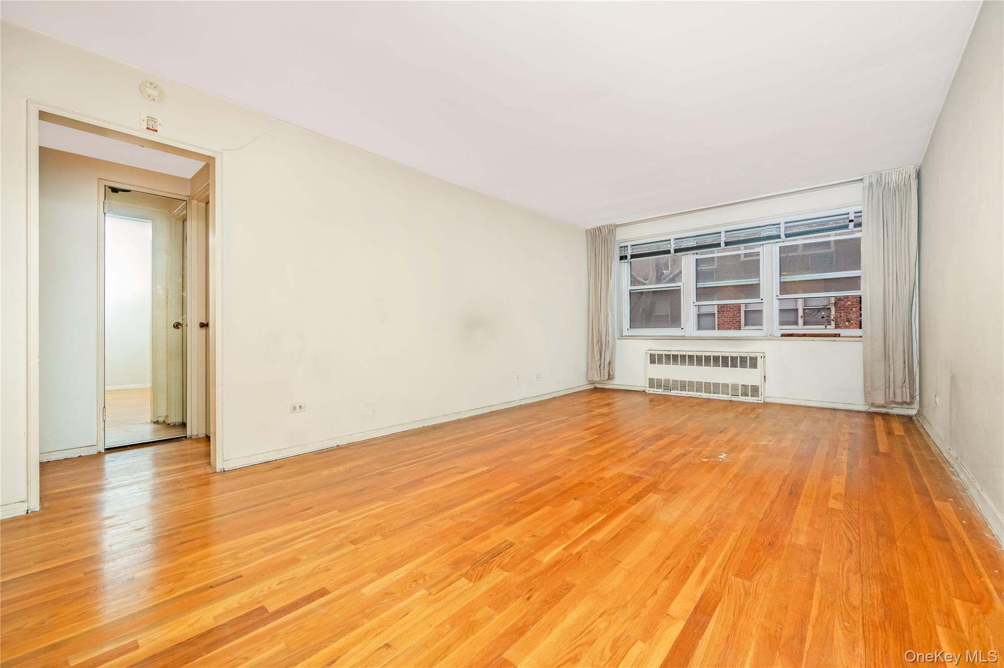 #10 photo, 92-31 57th Avenue, 皇后区 艾姆赫斯特 Elmhurst , NY 11373
