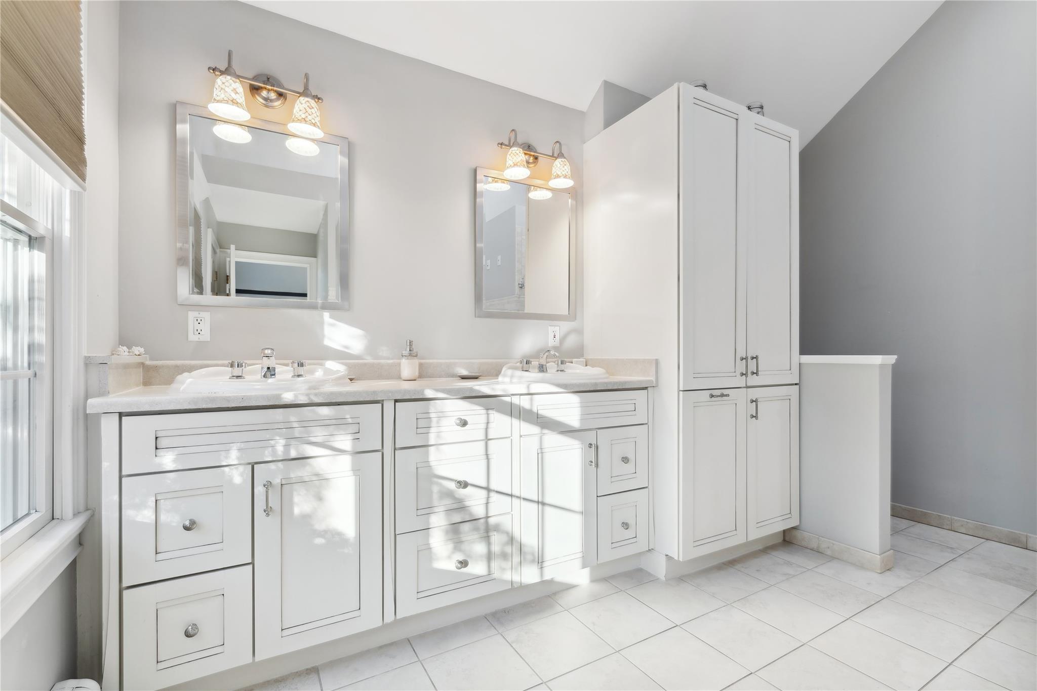 #16 photo, 14 Wakefield Road, サフォーク郡 Hampton Bays , NY 11946