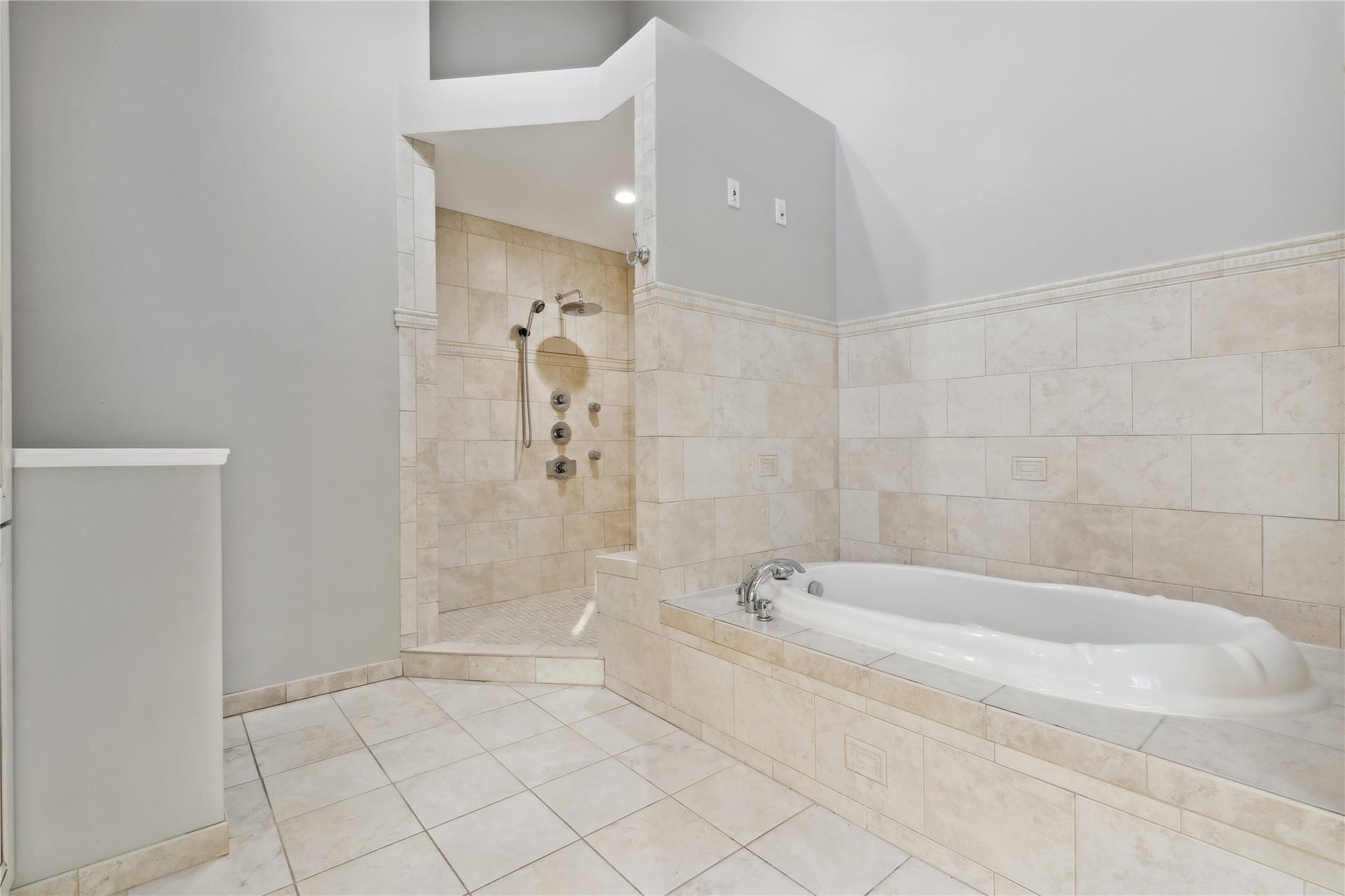 #17 photo, 14 Wakefield Road, サフォーク郡 Hampton Bays , NY 11946