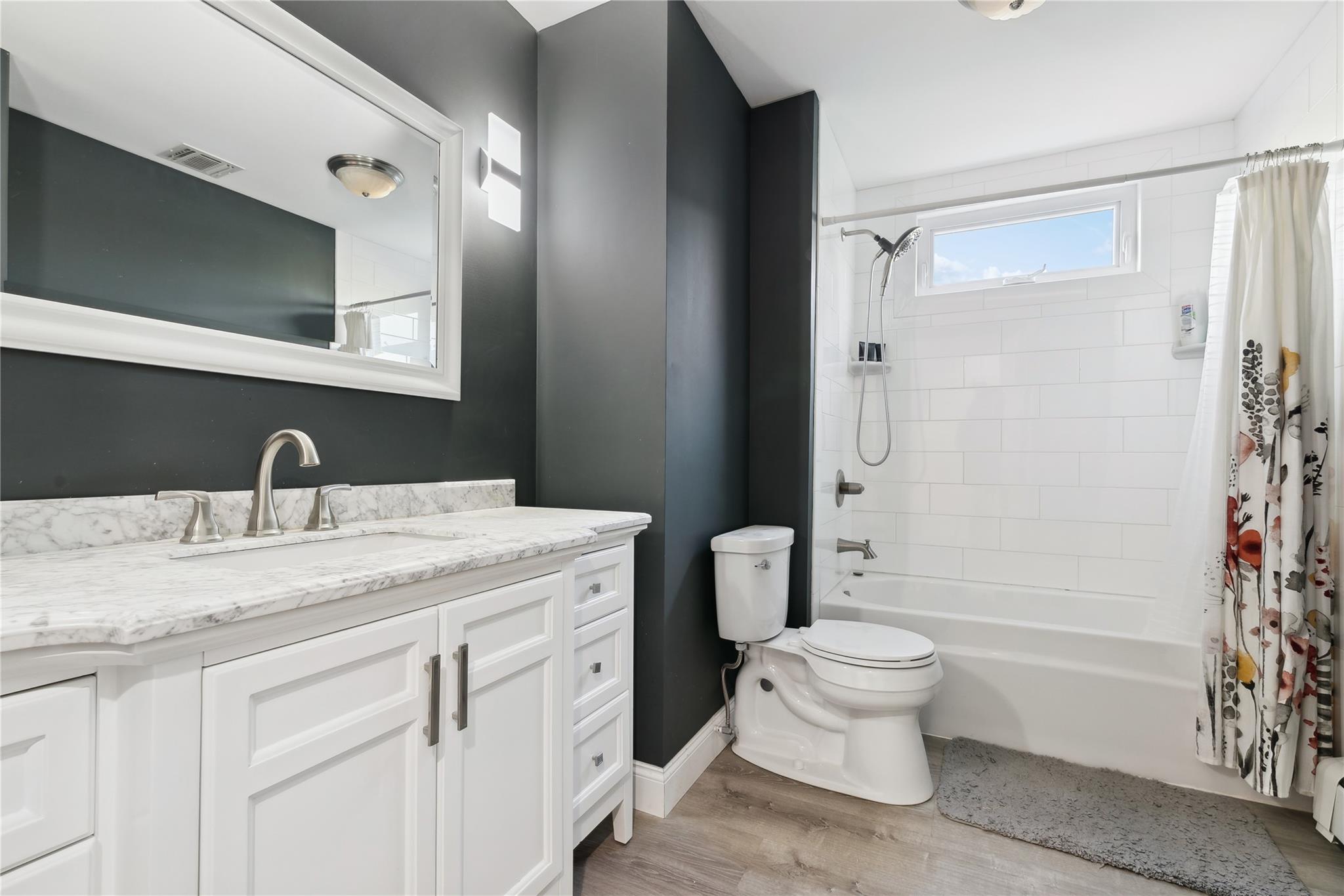 #20 photo, 14 Wakefield Road, サフォーク郡 Hampton Bays , NY 11946