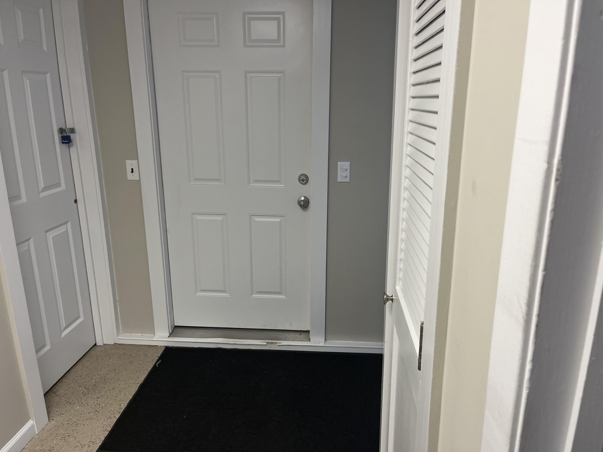 #4 photo, 383 Main St., サフォーク郡 Center Moriches , NY 11934