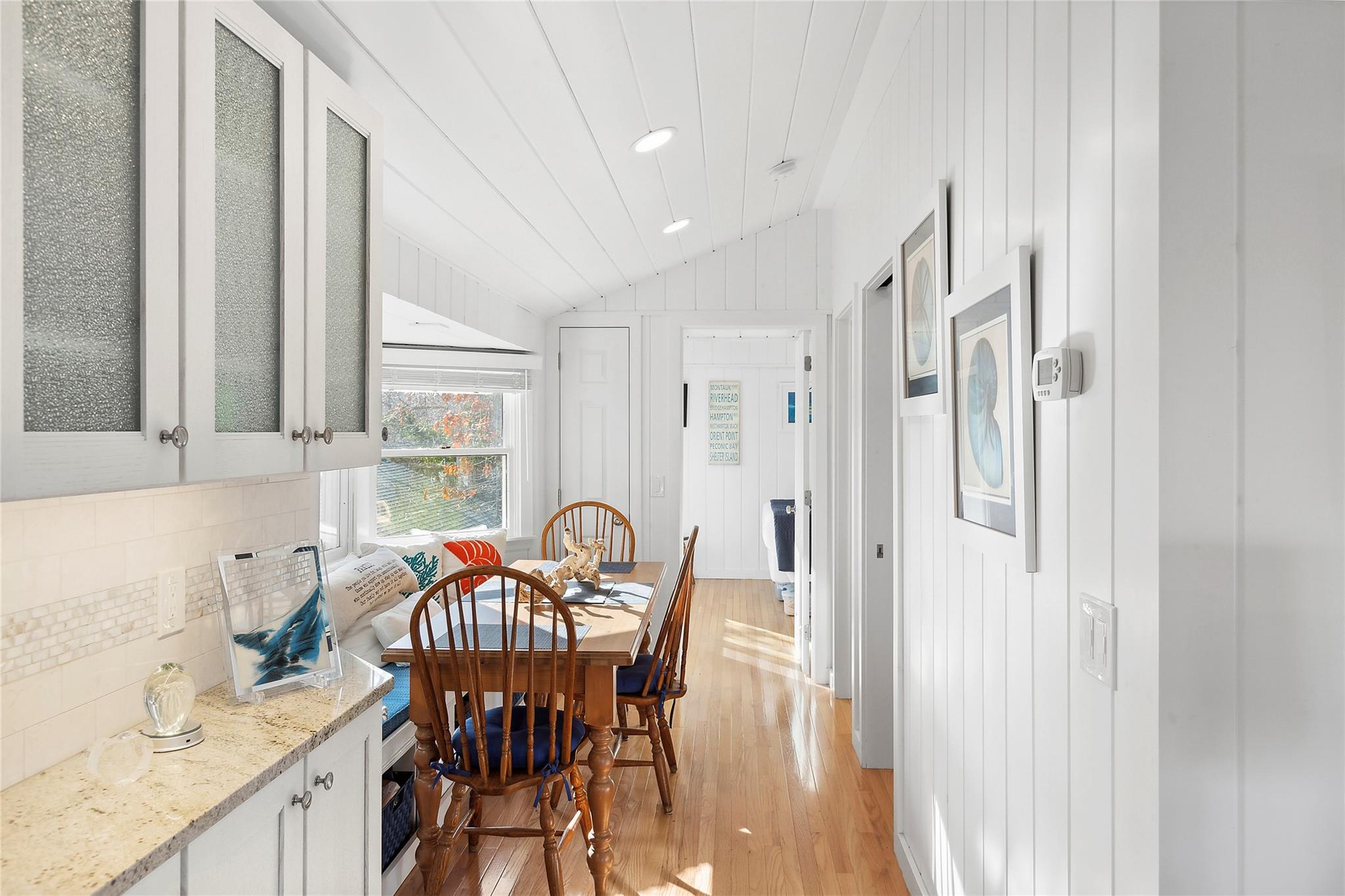 #11 photo, 67 North Road, サフォーク郡 Hampton Bays , NY 11946