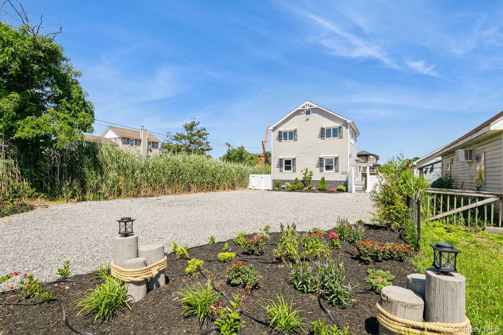 #2 photo, 282 S Ketcham Avenue, サフォーク郡 Amityville , NY 11701