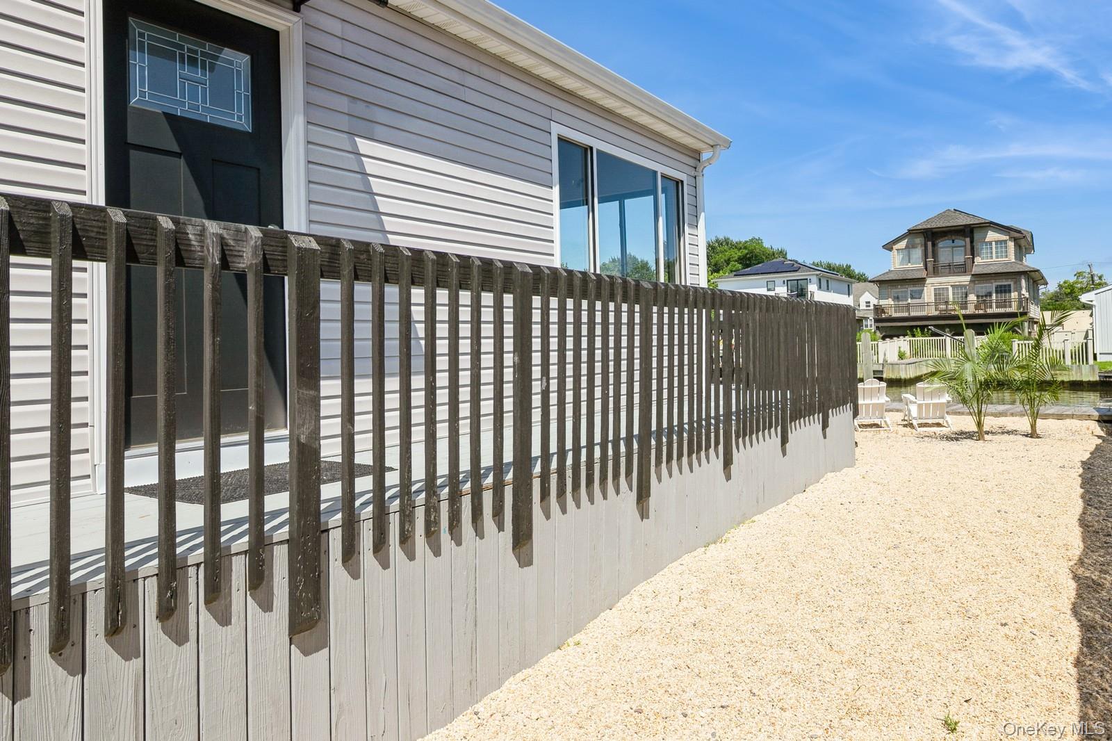 #5 photo, 282 S Ketcham Avenue, サフォーク郡 Amityville , NY 11701