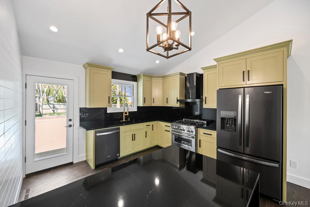 #13 photo, 10 Shinnecock Lane, サフォーク郡 Hampton Bays , NY 11946