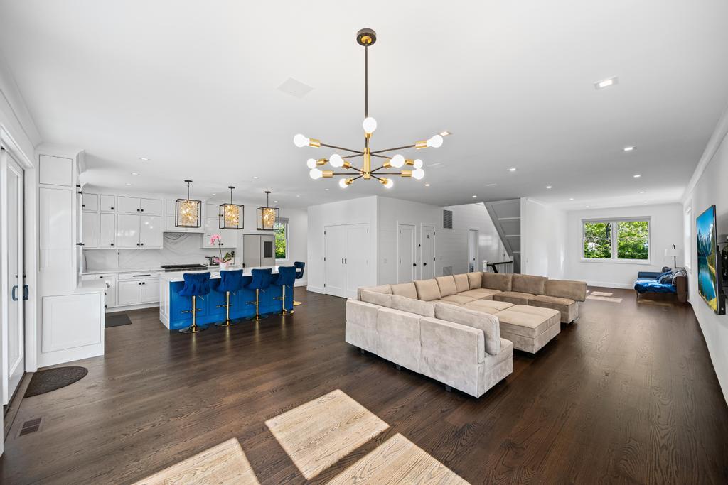 #12 photo, 128 Priscilla Avenue, サフォーク郡 Flanders , NY 11901