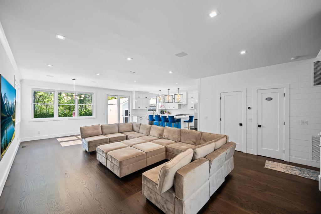 #6 photo, 128 Priscilla Avenue, サフォーク郡 Flanders , NY 11901