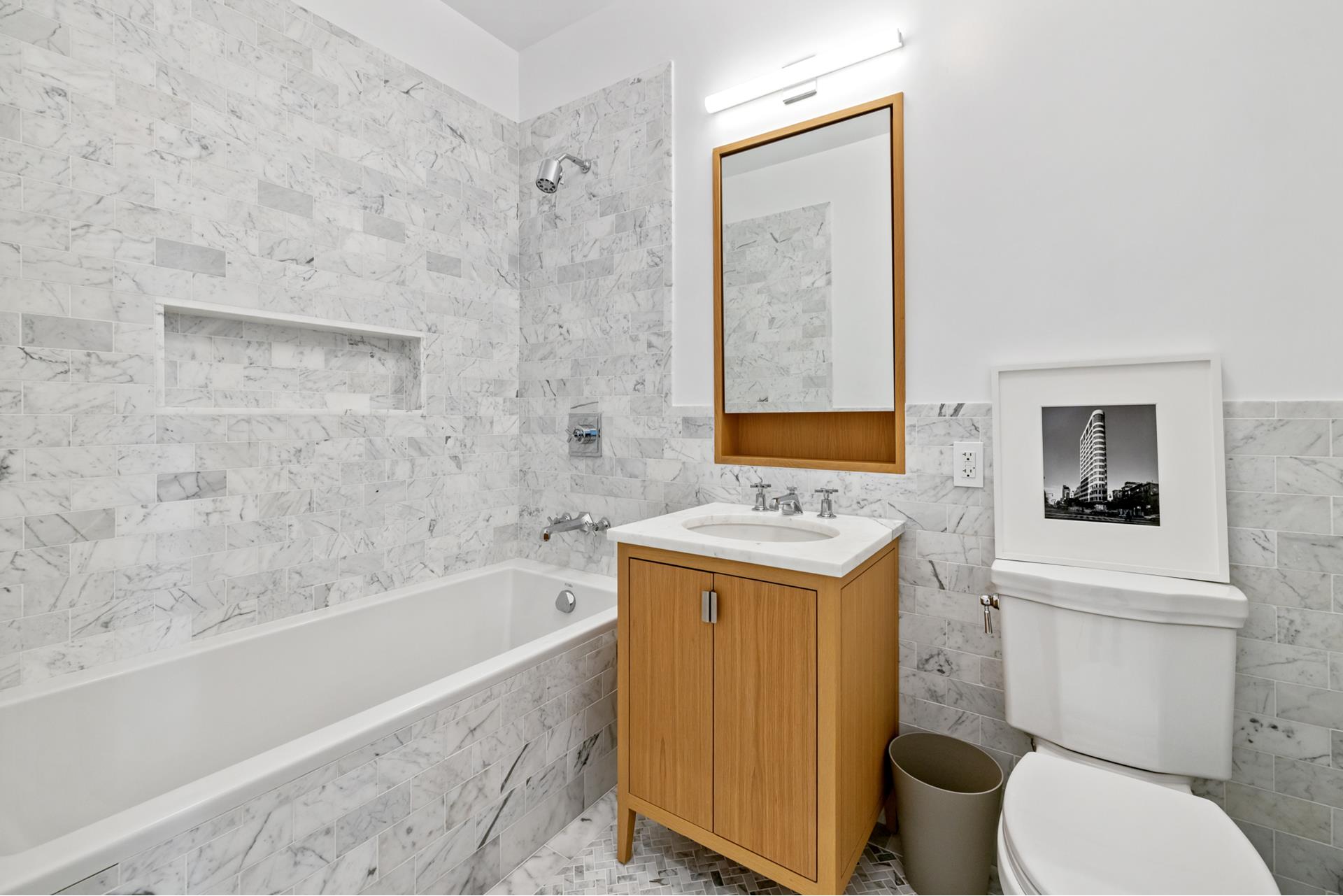 #13 photo, 555 W END Avenue, マンハッタン Upper West Side , NY 10024