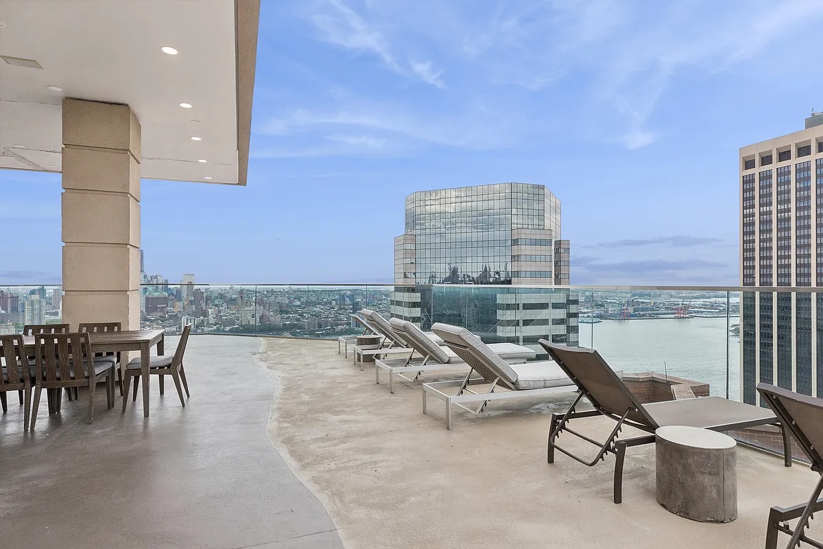 #14 photo, 75 WALL Street, マンハッタン Financial District , NY 10005