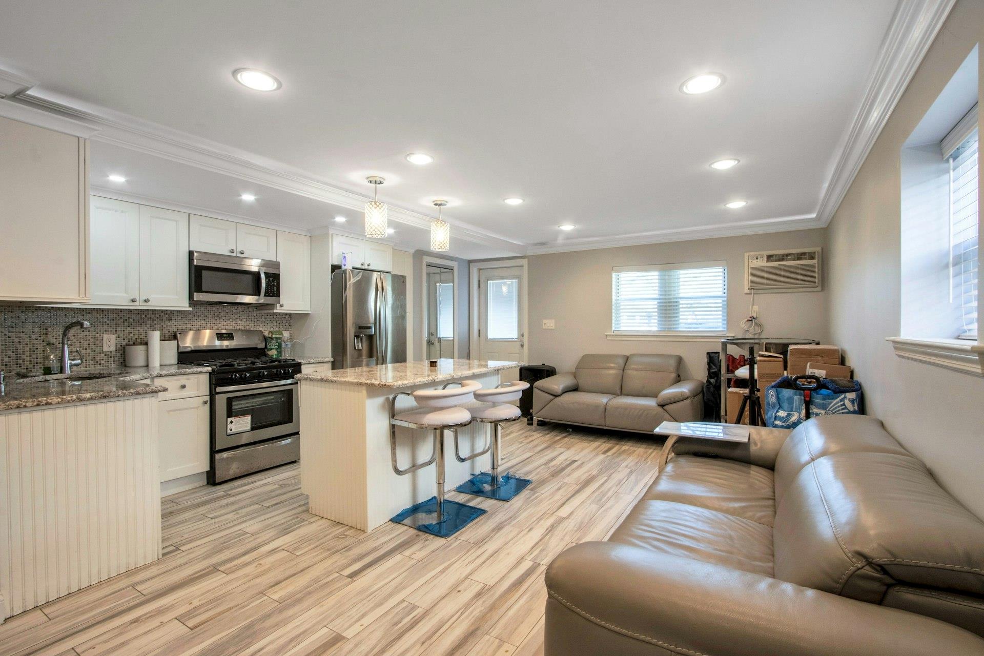 #17 photo, 837 Swinton Avenue, 布朗士 Bronx , NY 10465