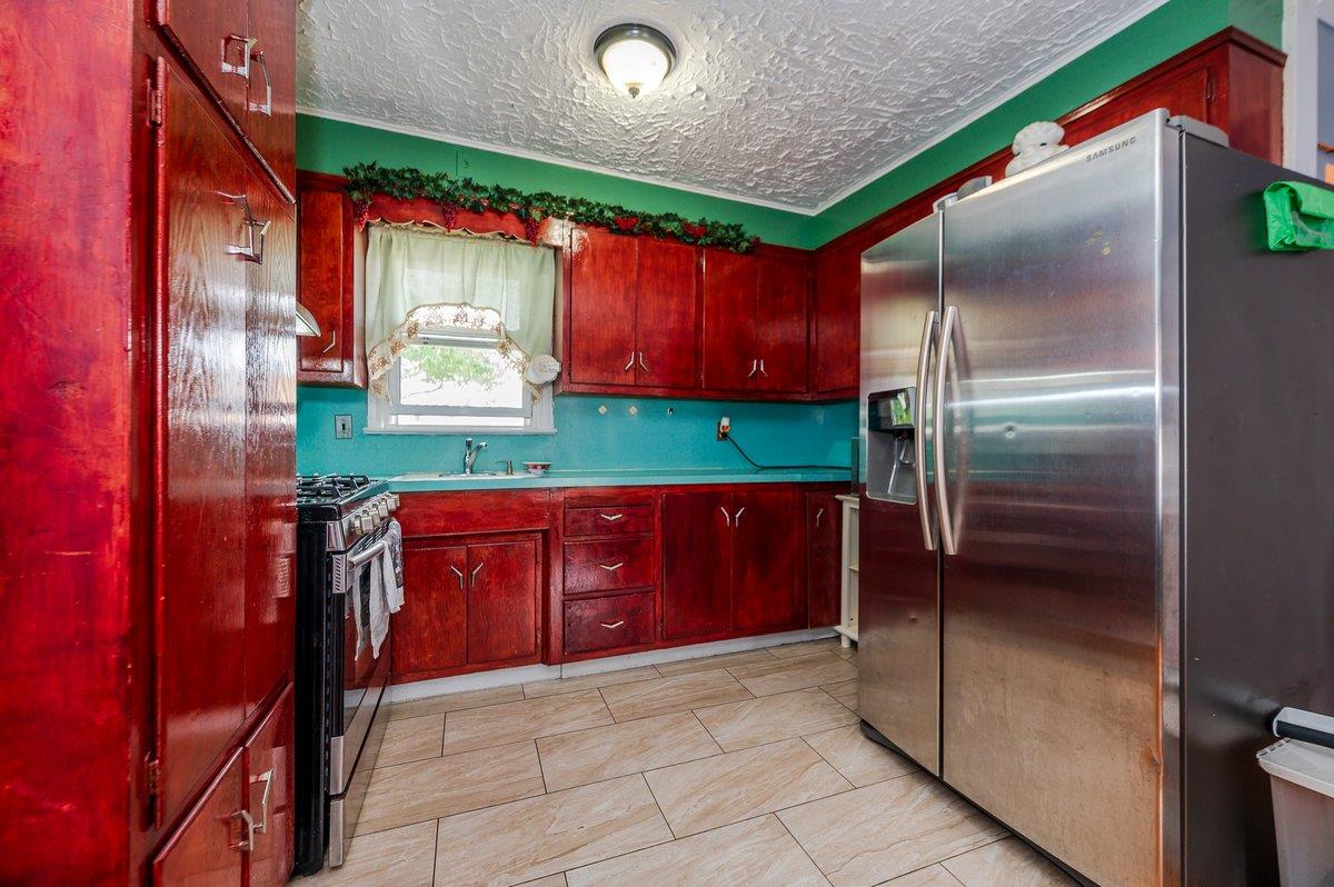 #14 photo, 31 Thurman Street, Yonkers , NY 10701