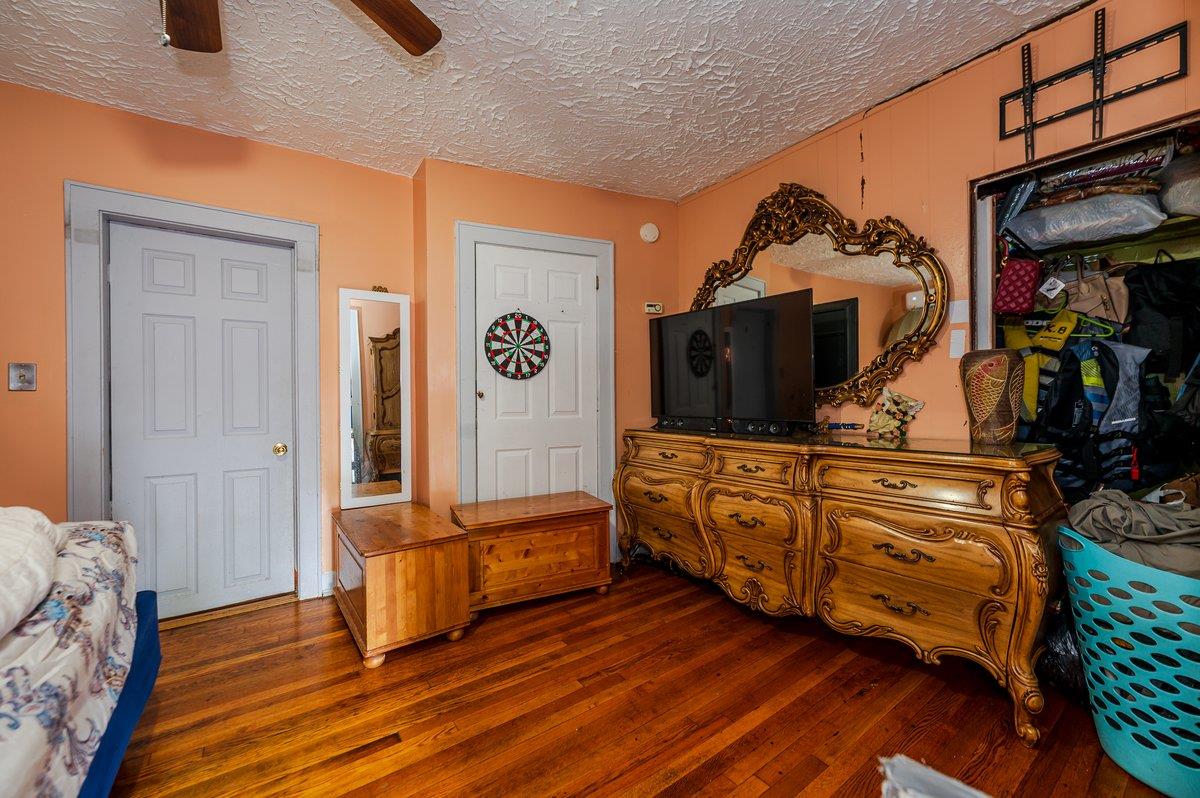 #16 photo, 31 Thurman Street, Yonkers , NY 10701