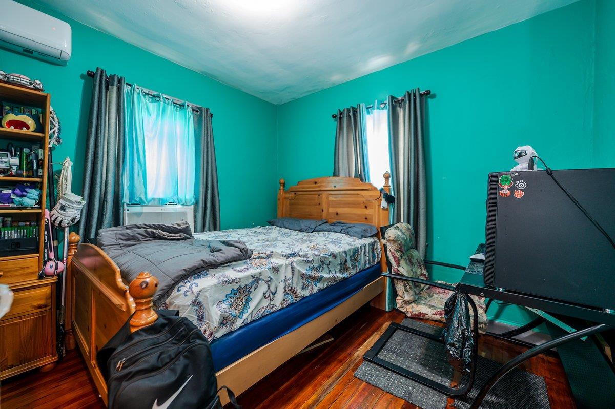 #18 photo, 31 Thurman Street, Yonkers , NY 10701