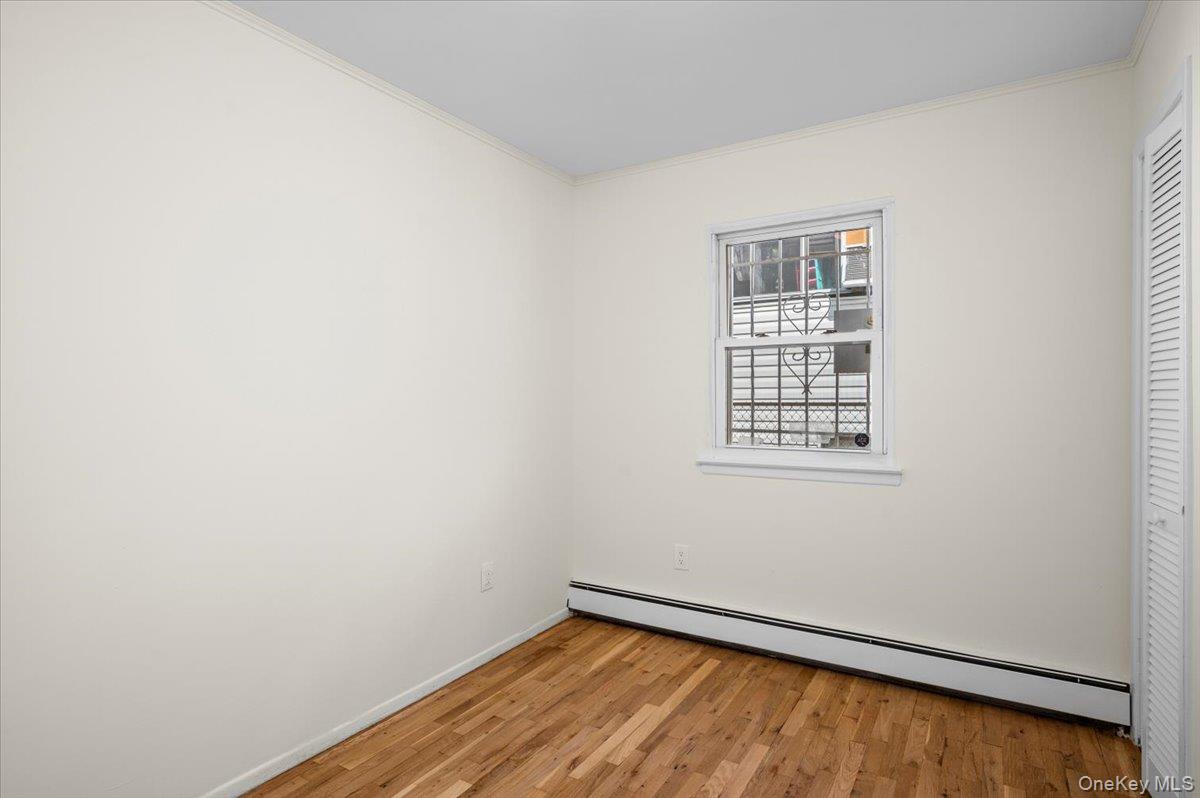 #9 photo, 540 Throggs Neck Expressway, Bronx , NY 10465