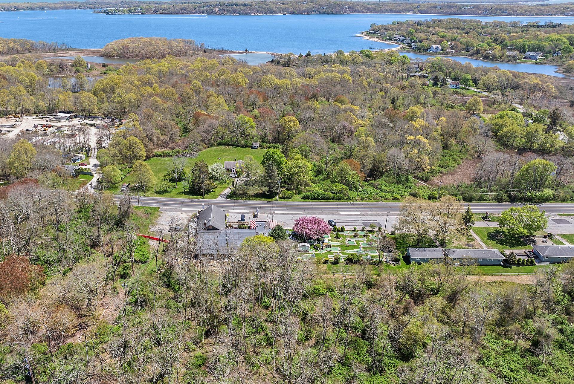 #12 photo, 69465 Main Road, サフォーク郡 Greenport , NY 11944