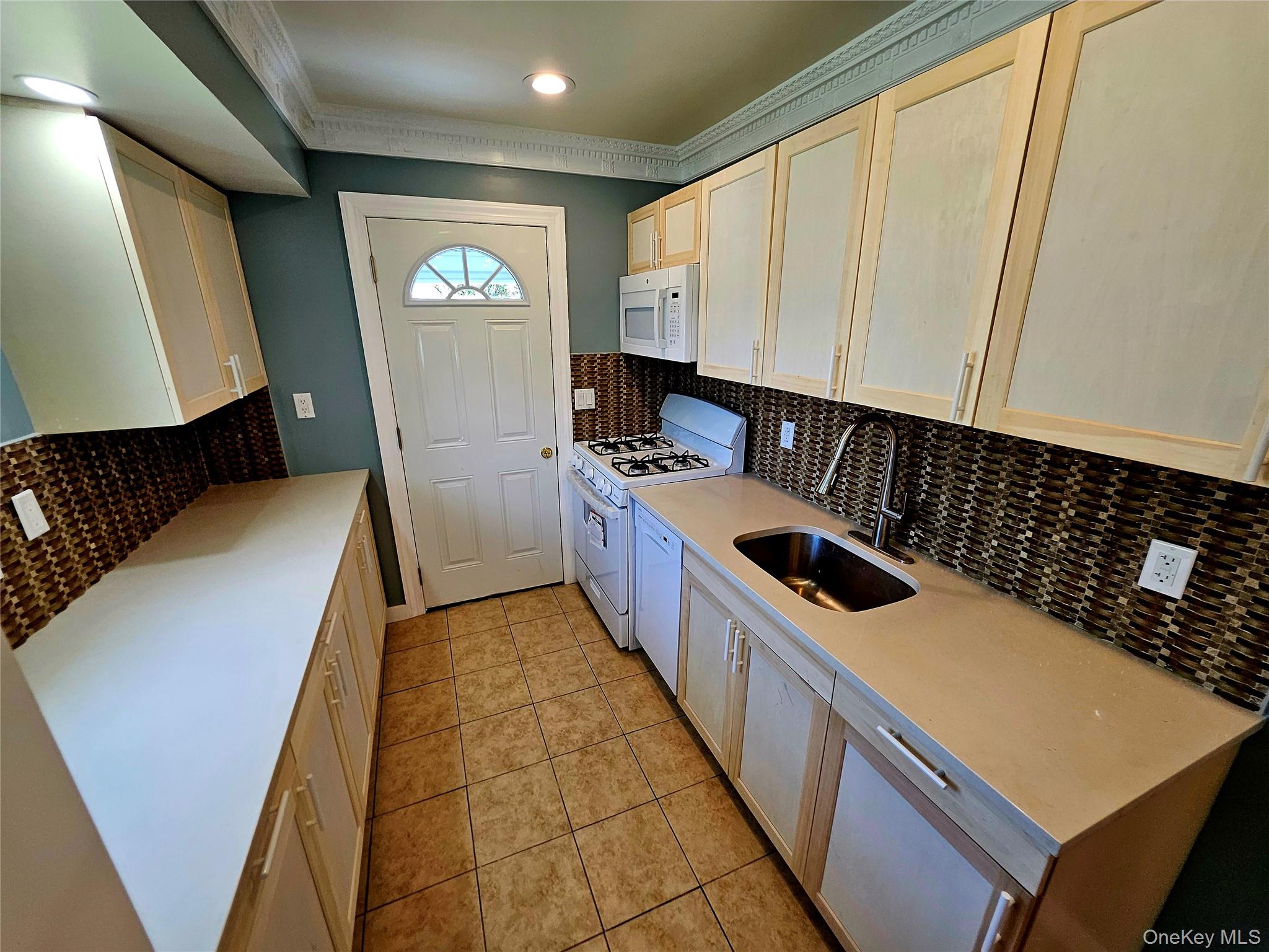 #6 photo, 30 Eugene Drive, Kings Park , NY 11754