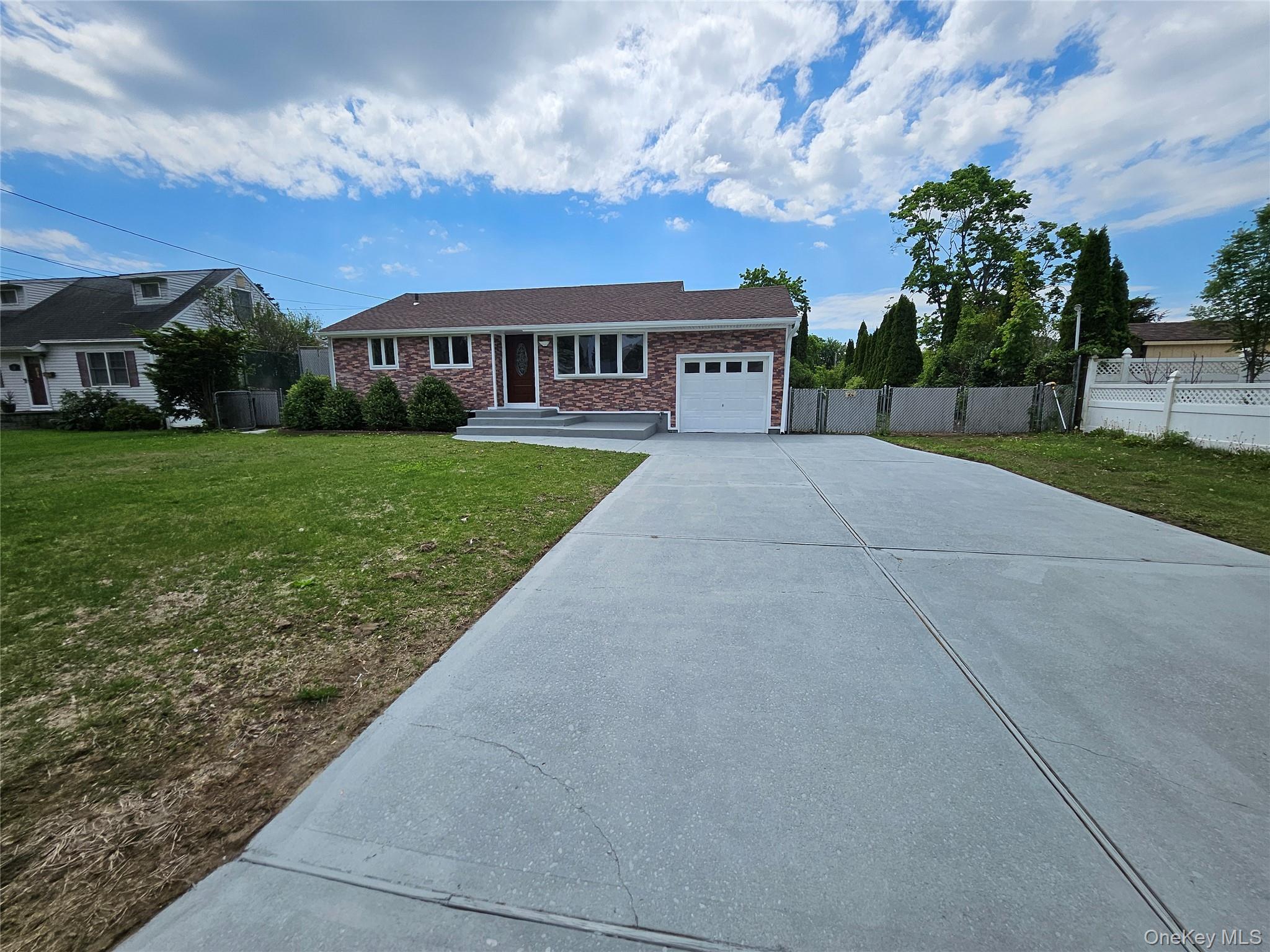 #8 photo, 30 Eugene Drive, Kings Park , NY 11754