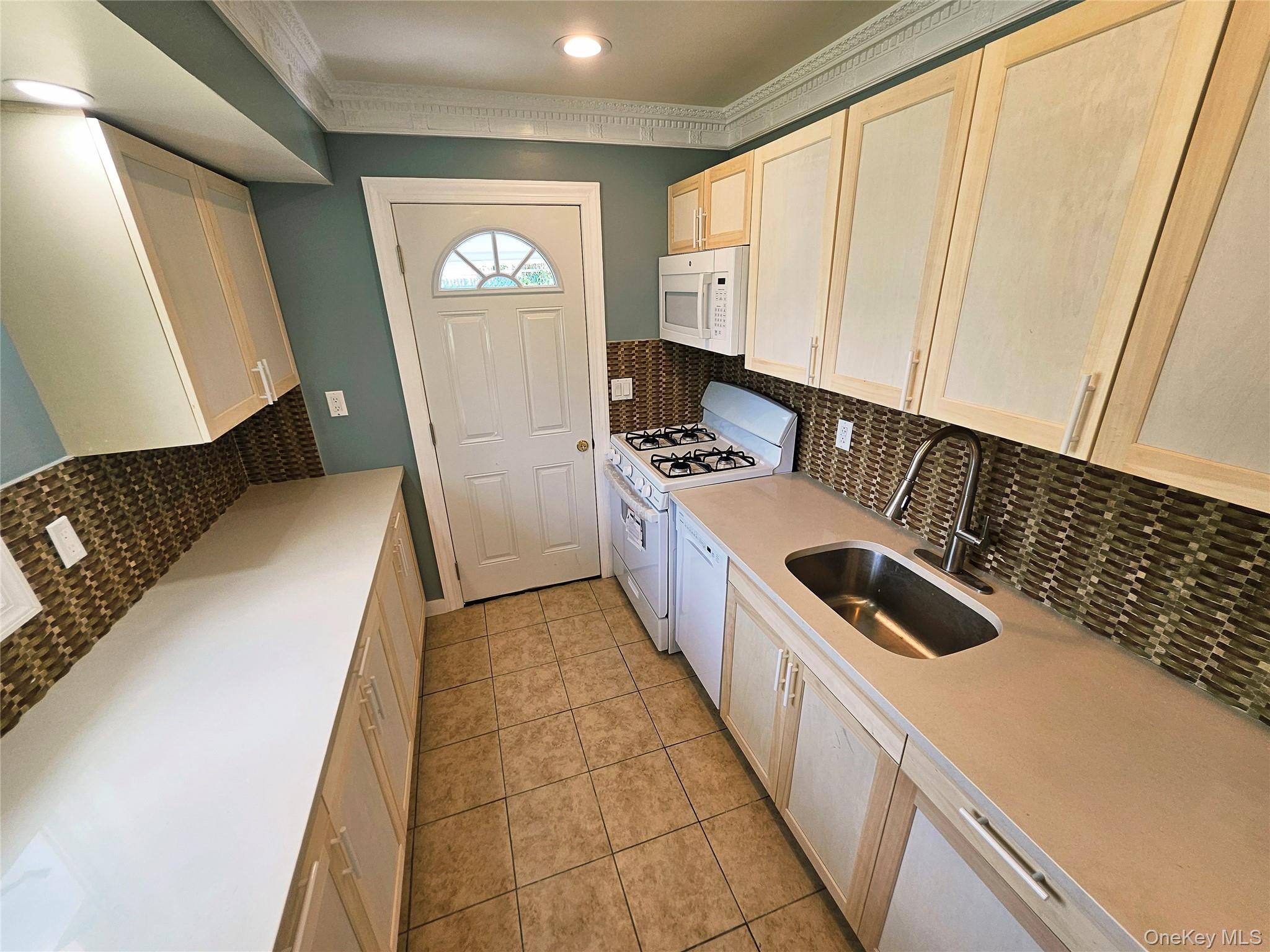 #9 photo, 30 Eugene Drive, Kings Park , NY 11754