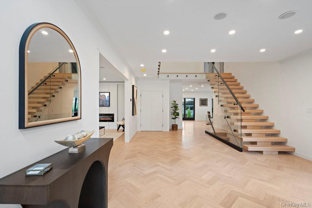 #3 photo, 1 Bentley Road, ナッソー郡 Great Neck , NY 11023