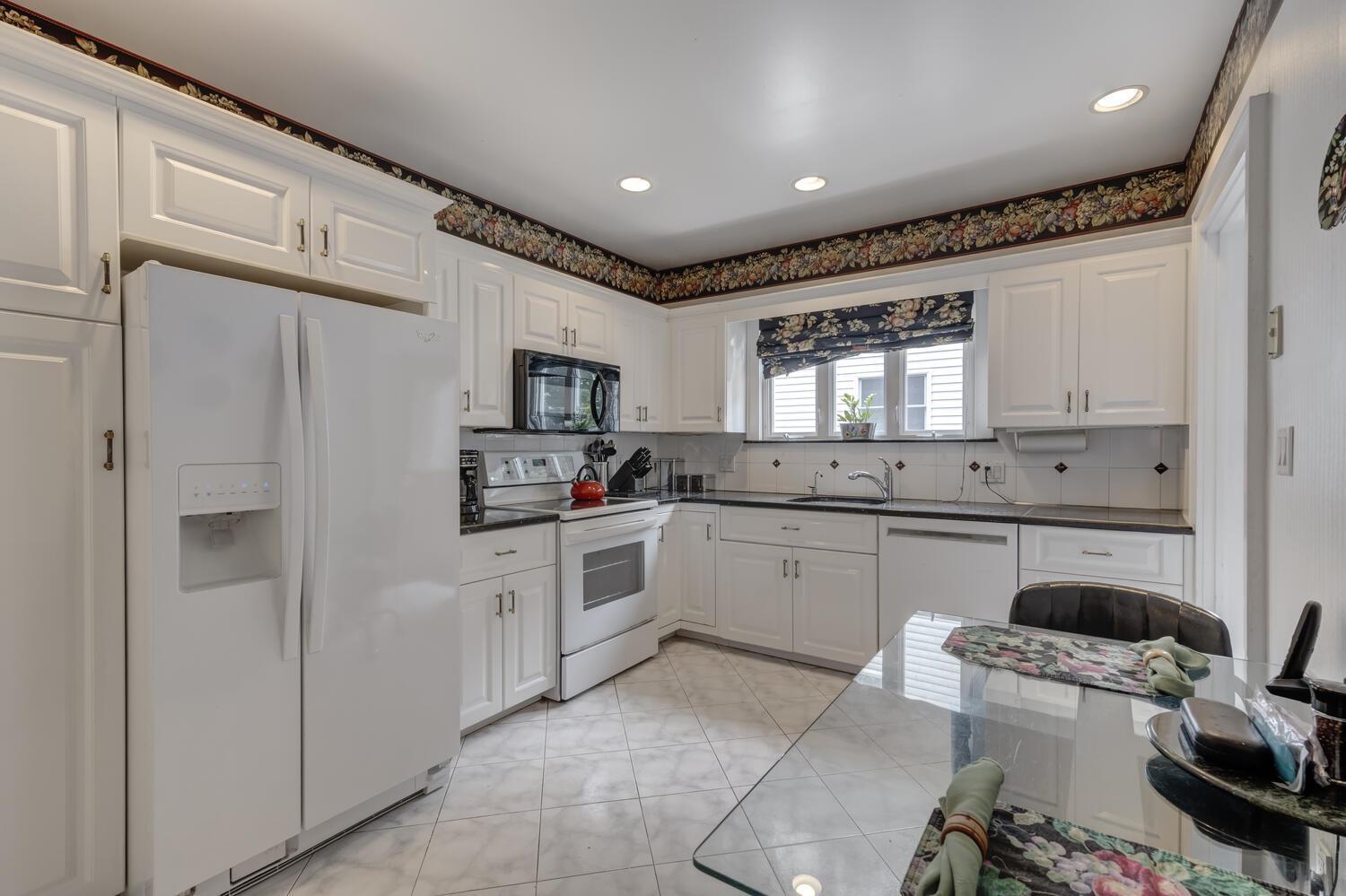 #14 photo, 189 Meadowsweet Road, ナッソー郡 Mineola , NY 11501