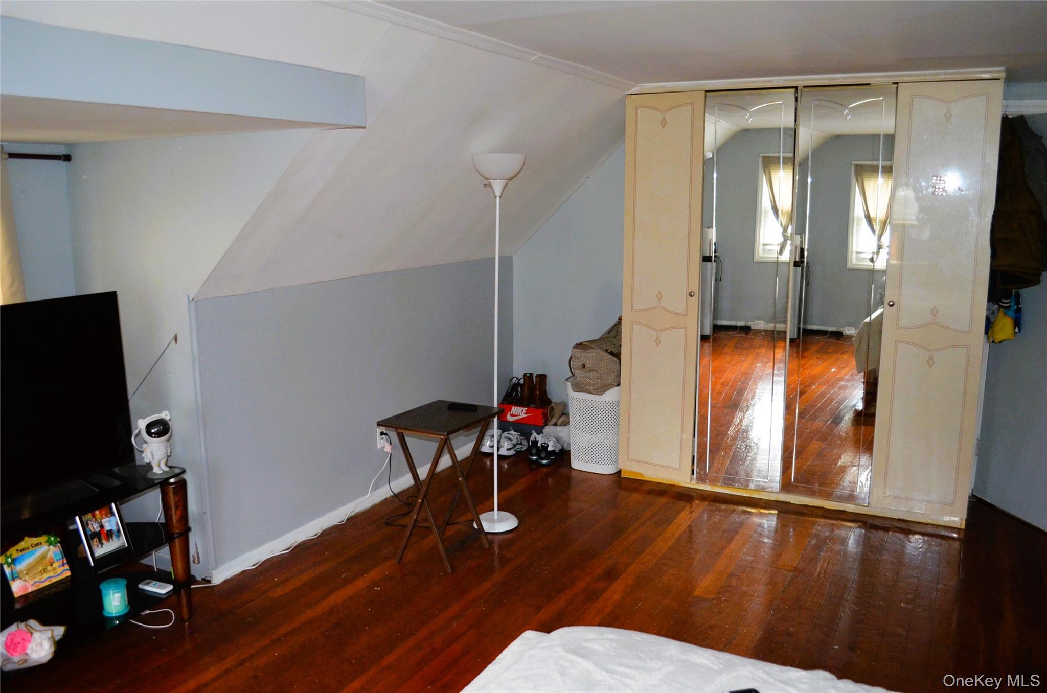 #12 photo, 110 Powell Place, Hempstead , NY 11550