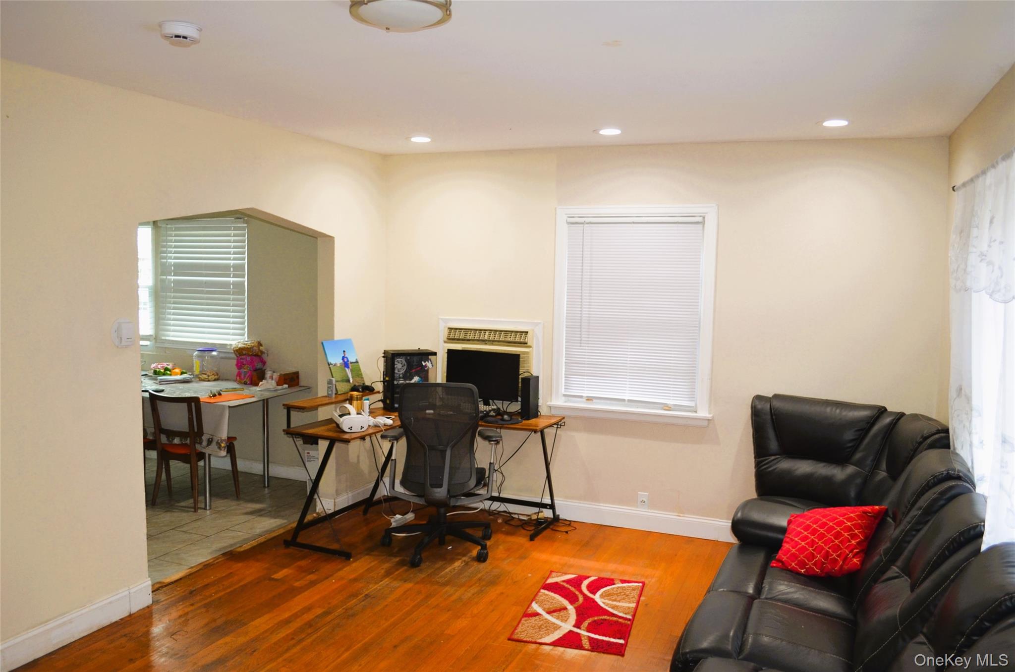 #3 photo, 110 Powell Place, Hempstead , NY 11550