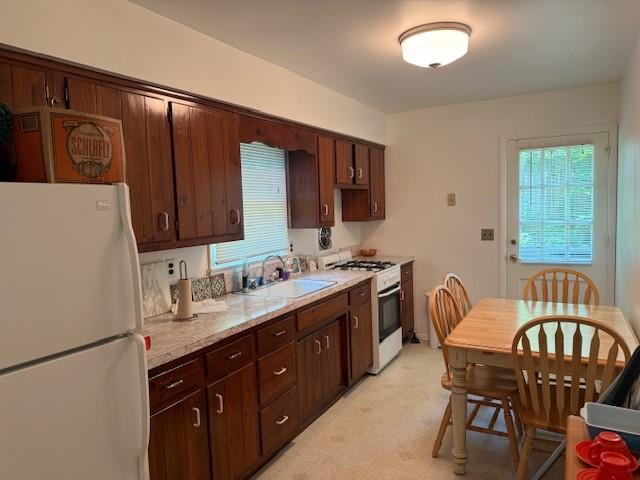 #2 photo, 5 Laurel Road, 東長島 Rocky Point , NY 11778