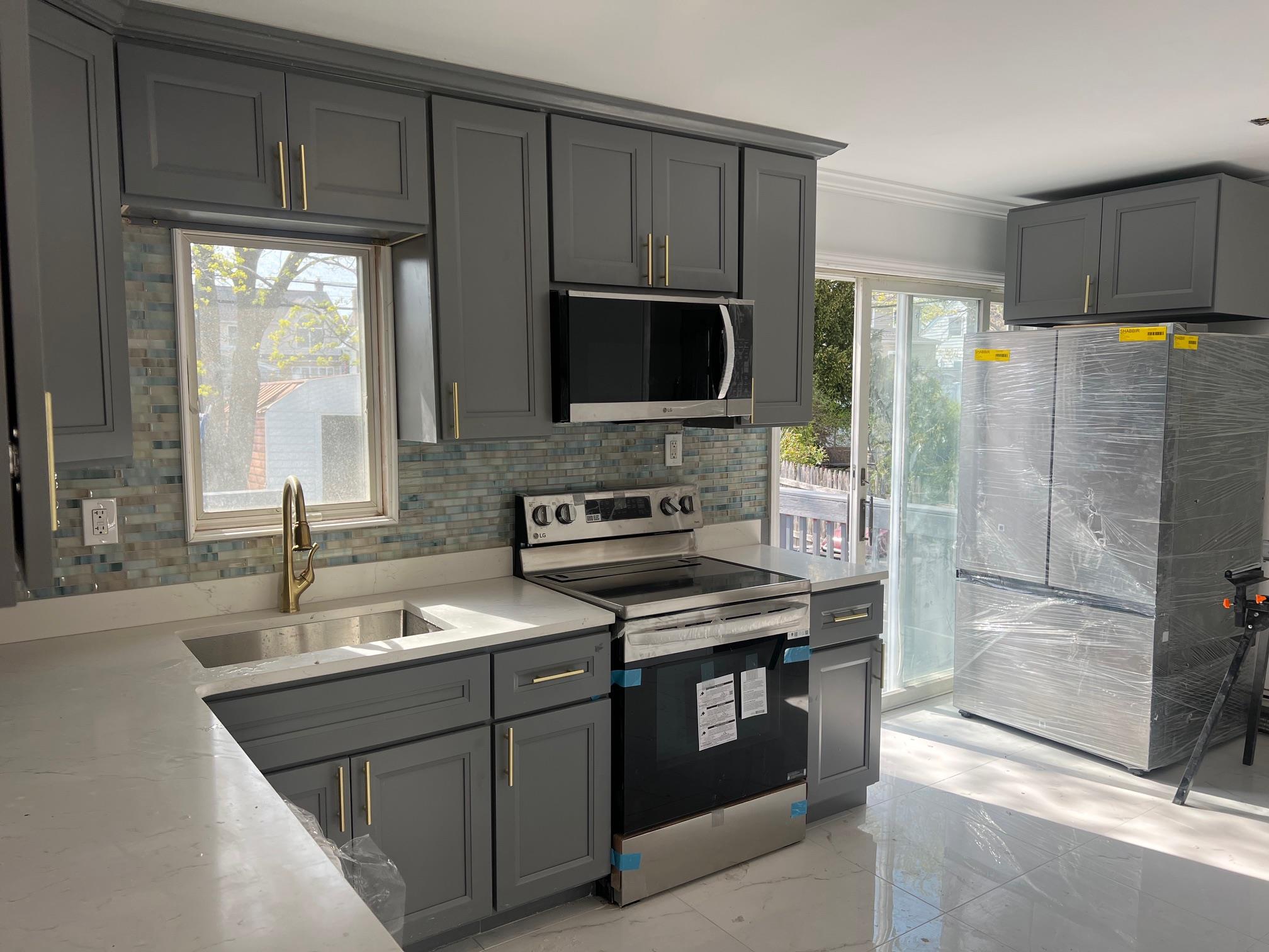 #11 photo, 1963 central dr, East Meadow , NY 11554