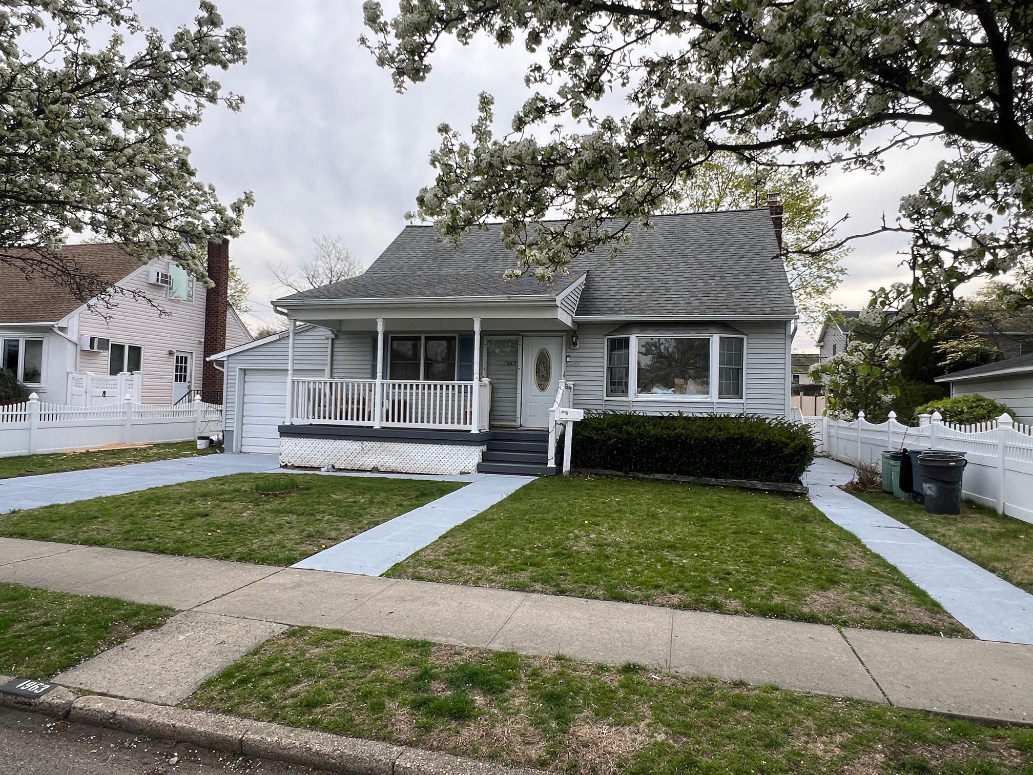 #2 photo, 1963 central dr, East Meadow , NY 11554