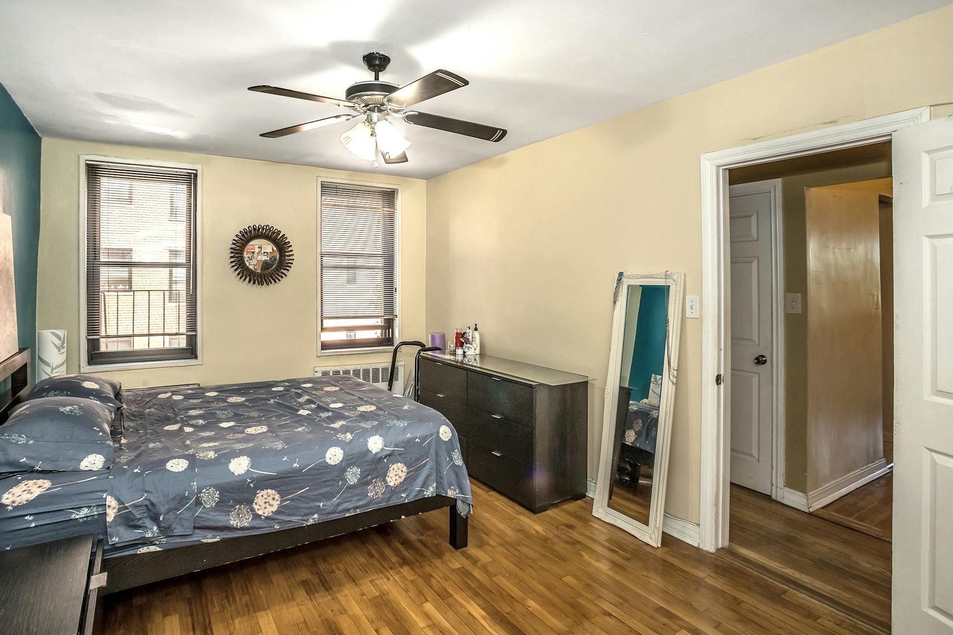 #15 photo, 139-15 83 Avenue, 皇后區 Briarwood , NY 11435