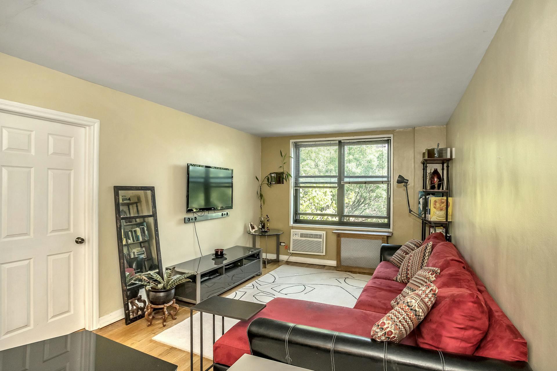 #5 photo, 139-15 83 Avenue, 皇后區 Briarwood , NY 11435