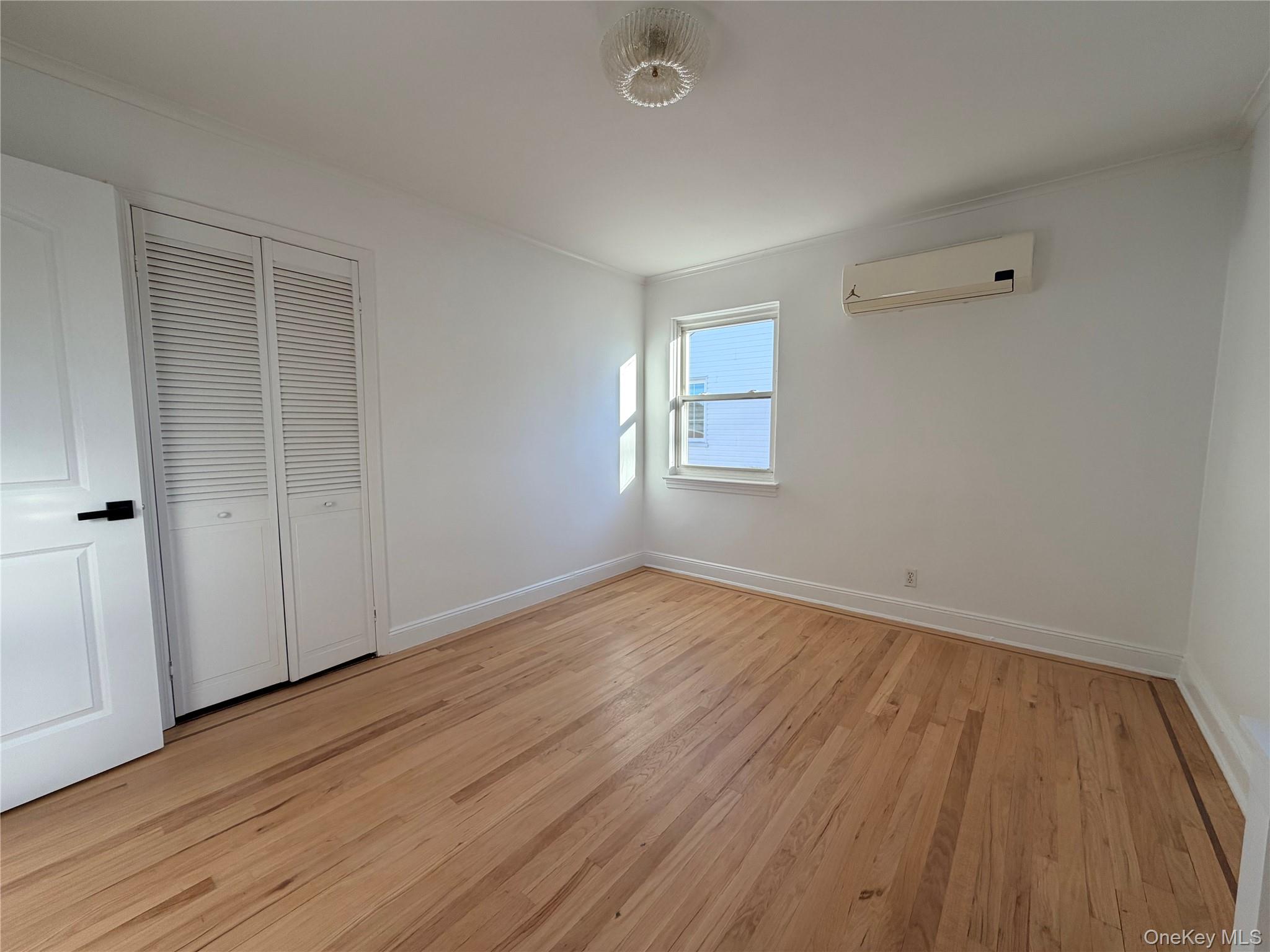 #13 photo, 7612 175th Street, Fresh Meadows , NY 11366